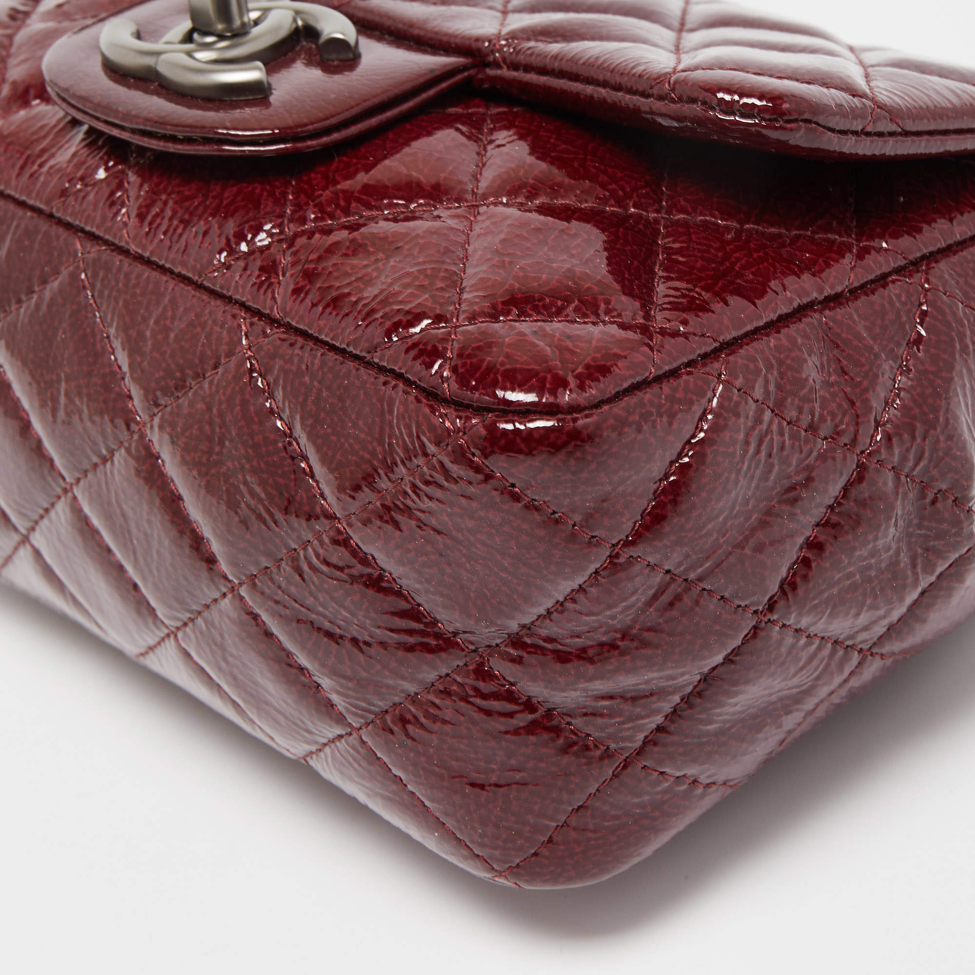 CHANEL Caviar Quilted Mini Square Flap Red 1133012