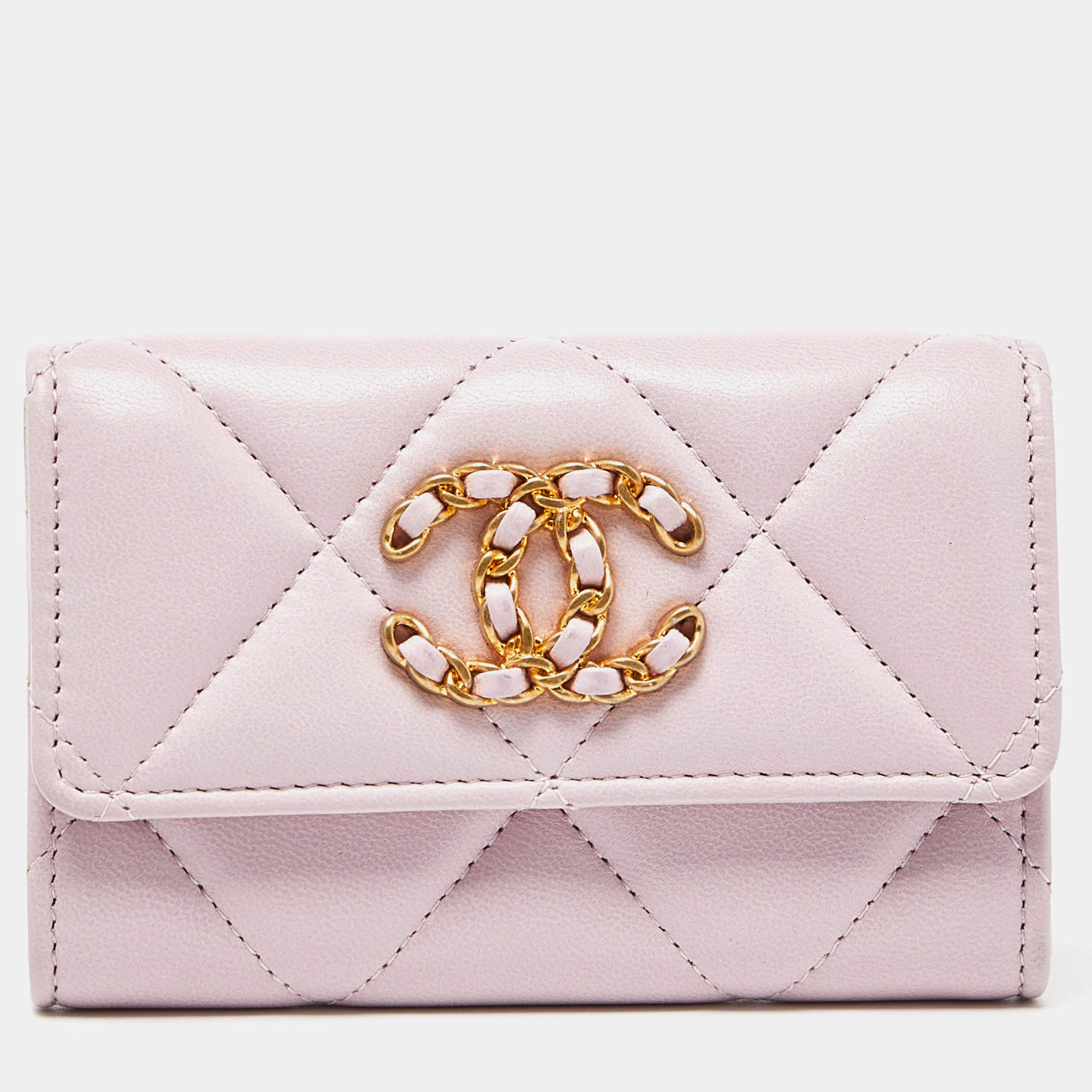 Pre Owned Chanel Pink Quilted Leather 19 Card Case
