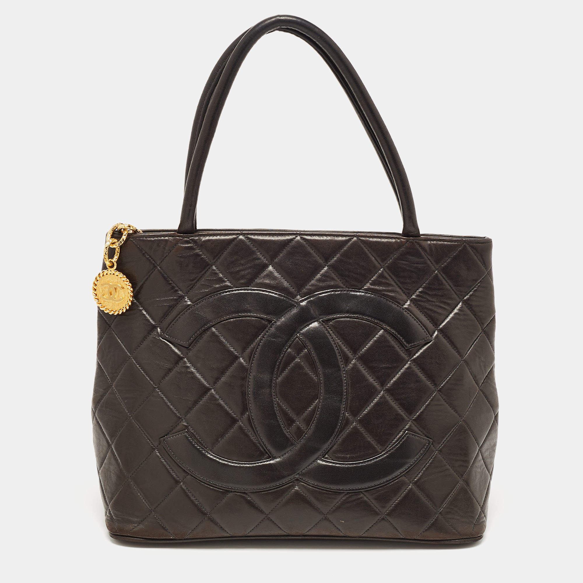 Pre Owned Chanel Black Quilted Leather Medallion Tote