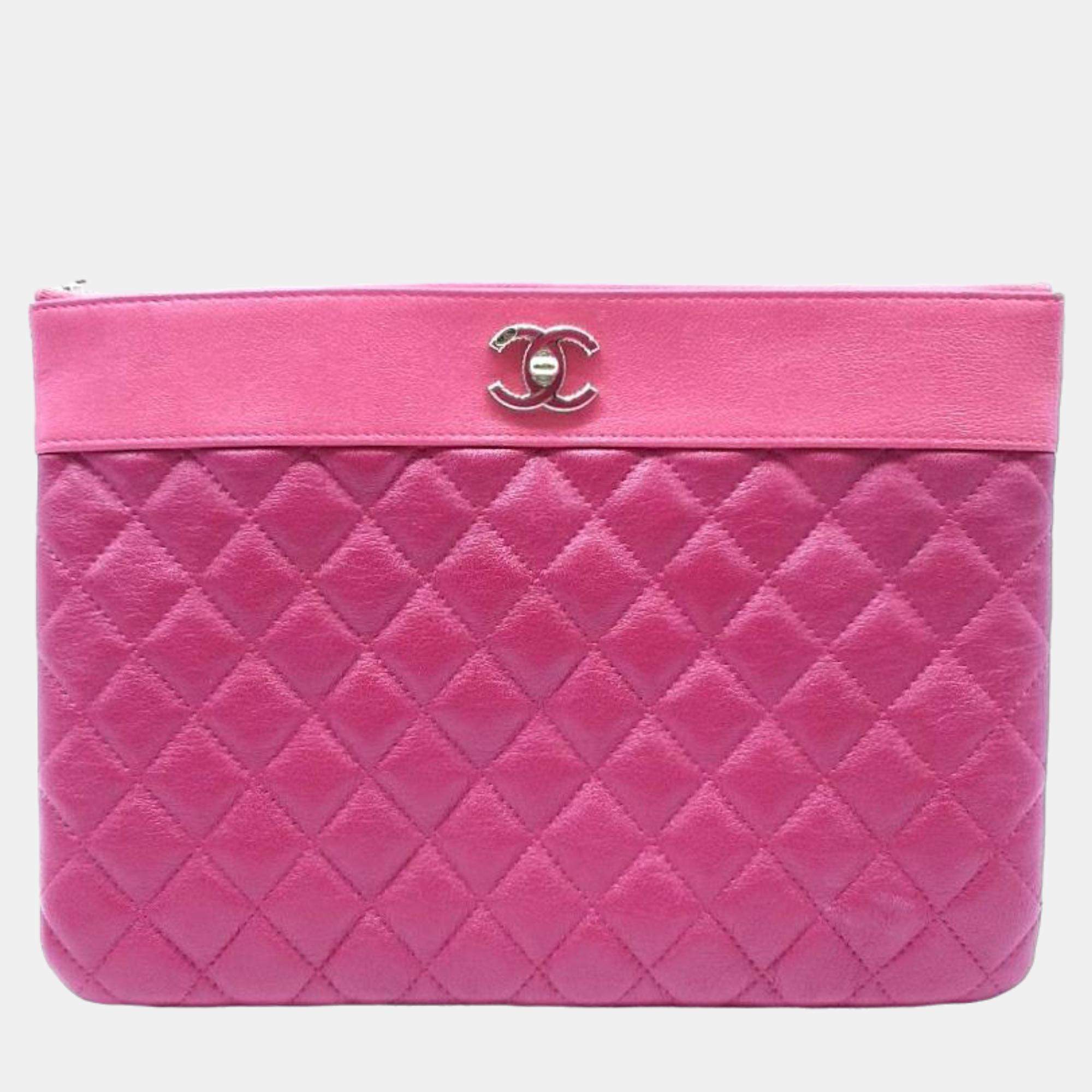 Pre Owned Chanel Leather Medium Mademoiselle Clutch 