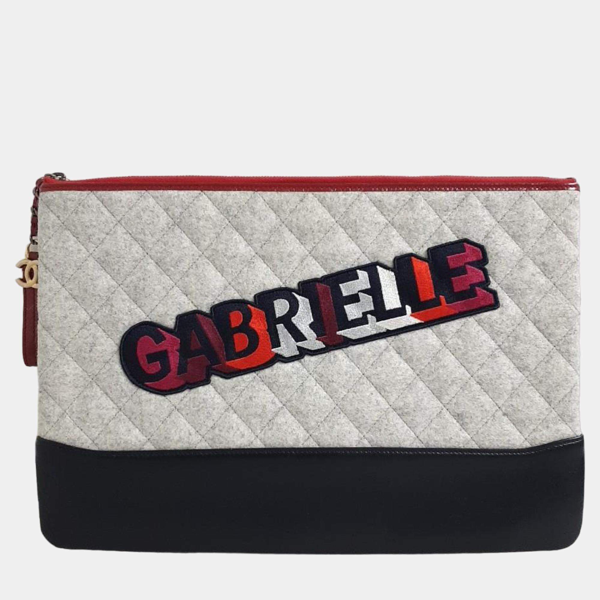 مملوكة مسبقًا Chanel Multicolour Gabriel Clutch