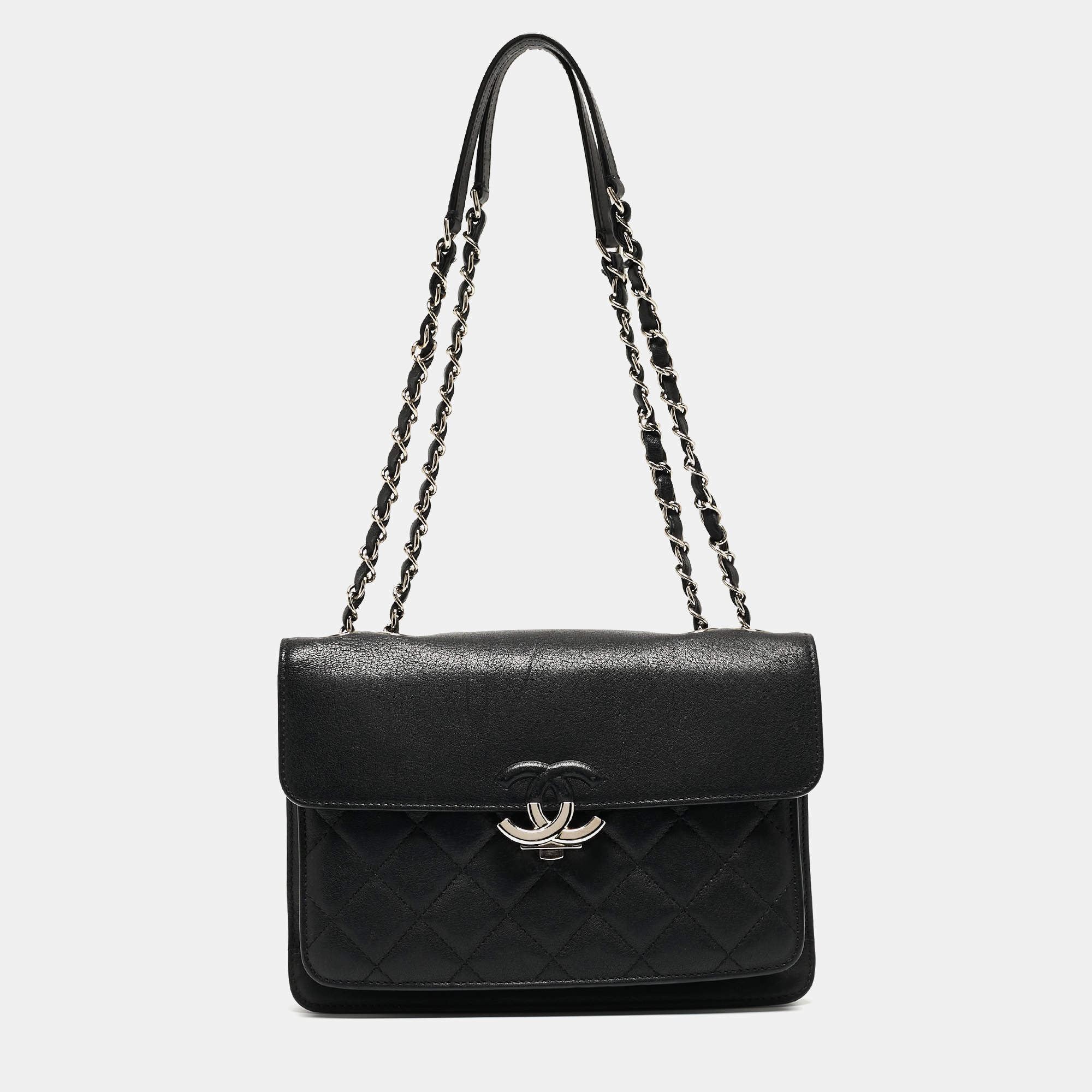 Pre Owned Chanel Black Quilted Leather Small CC Box Flap Bag