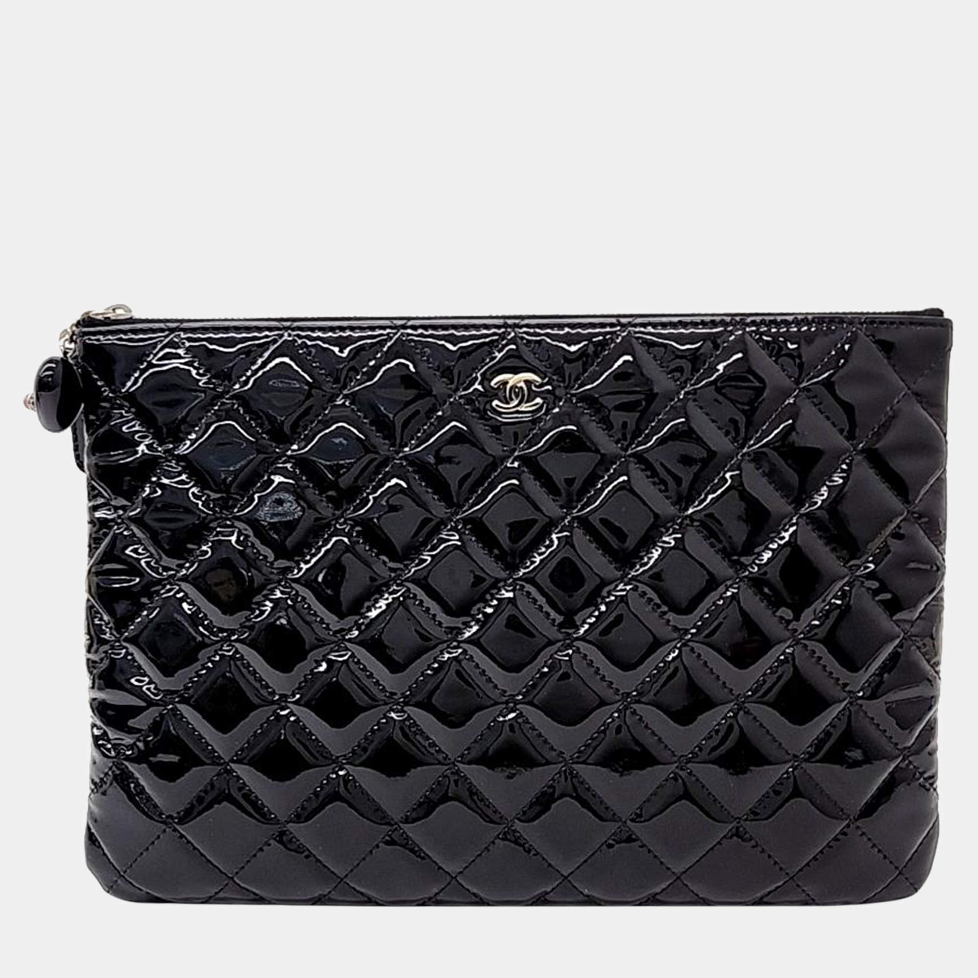 Pre Owned Chanel Camellia Patent Clutch Neodium