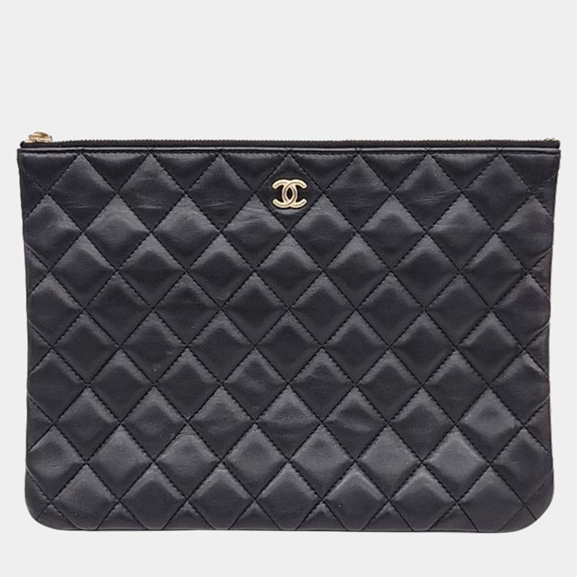 Pre Owned Chanel Lambskin Neodium Clutch