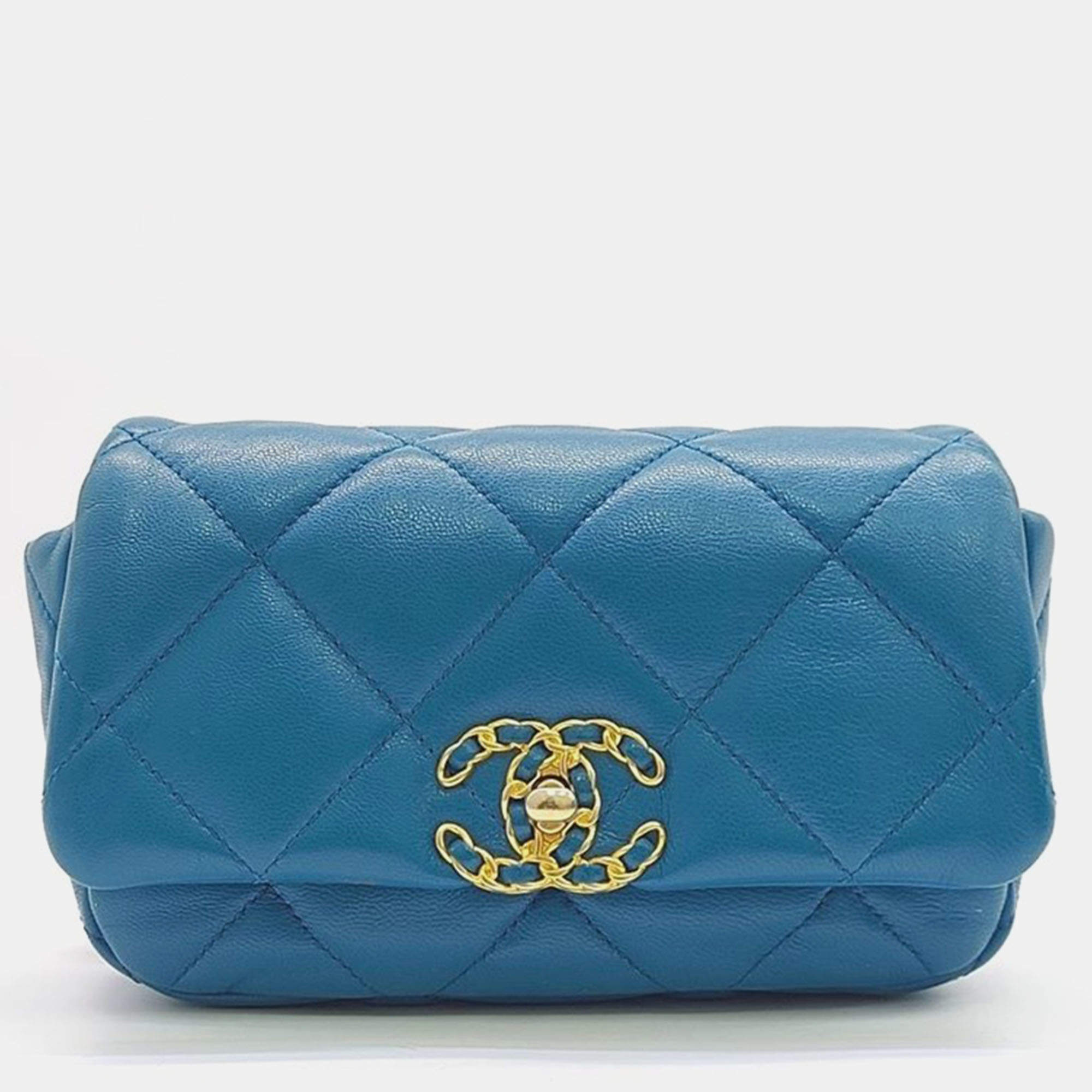 Chanel 19 Belt Bag AS1163