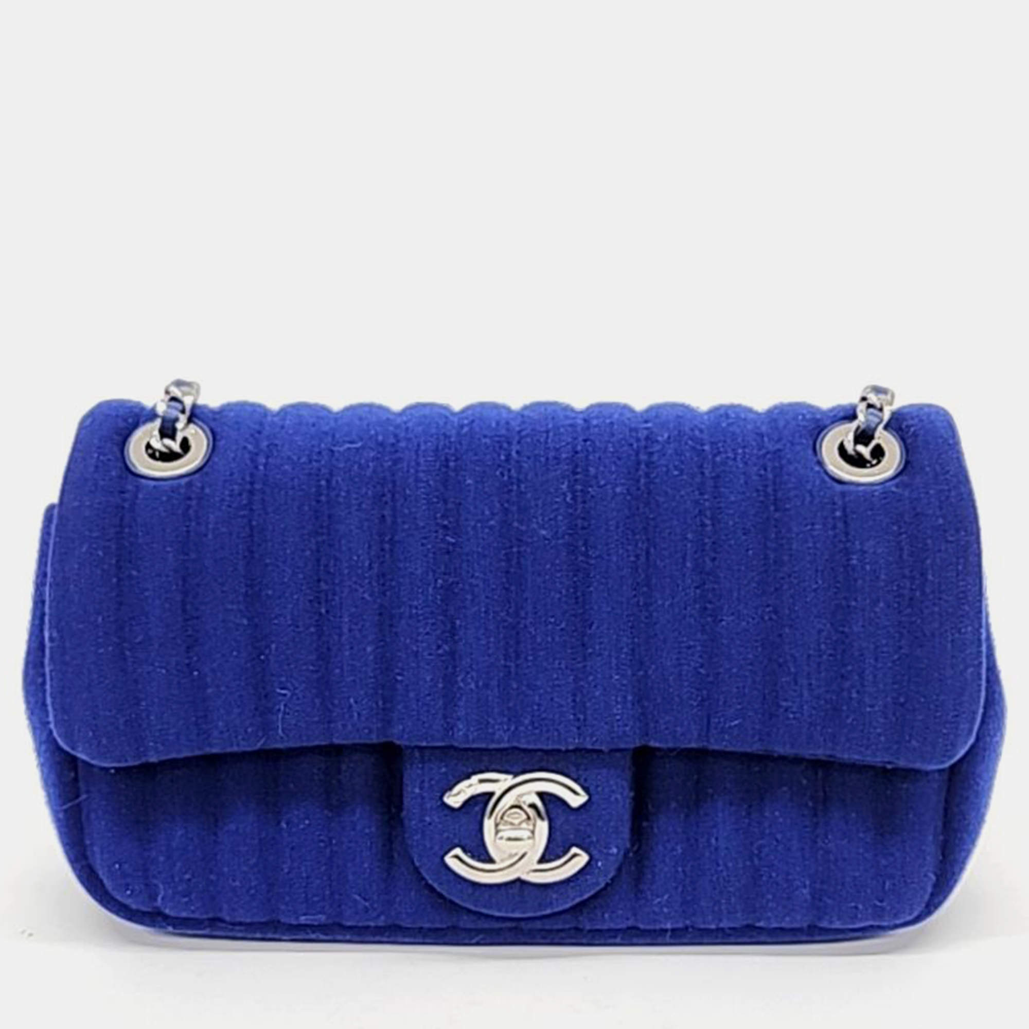 Pre Owned Chanel Fabric Shoulder Bag