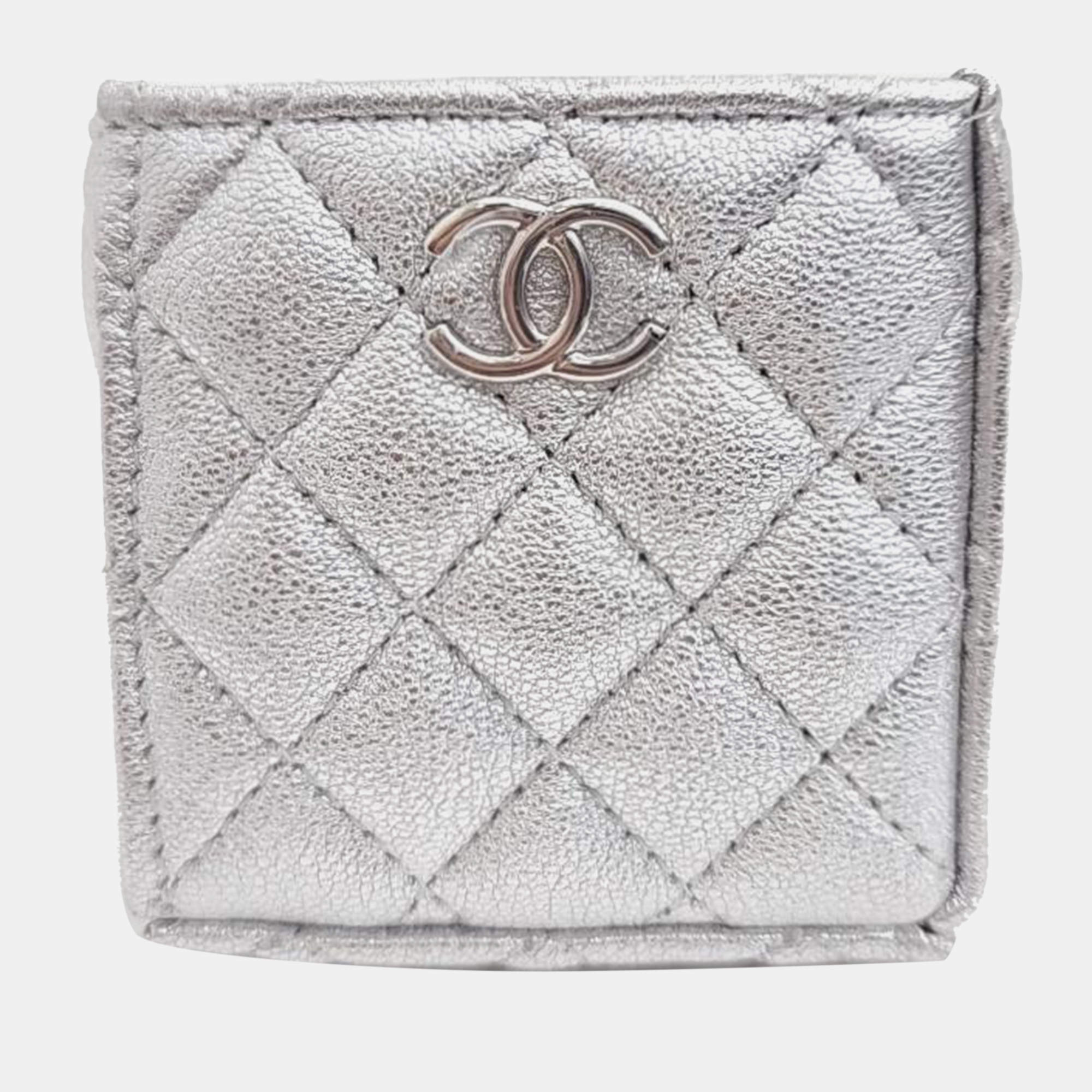Pre Owned Chanel Silver Mini Bucket Chain Bag