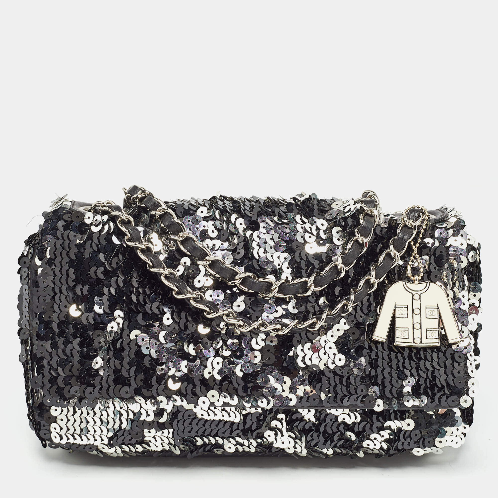 Pre Owned Chanel Black/Silver Sequins Flap Bag