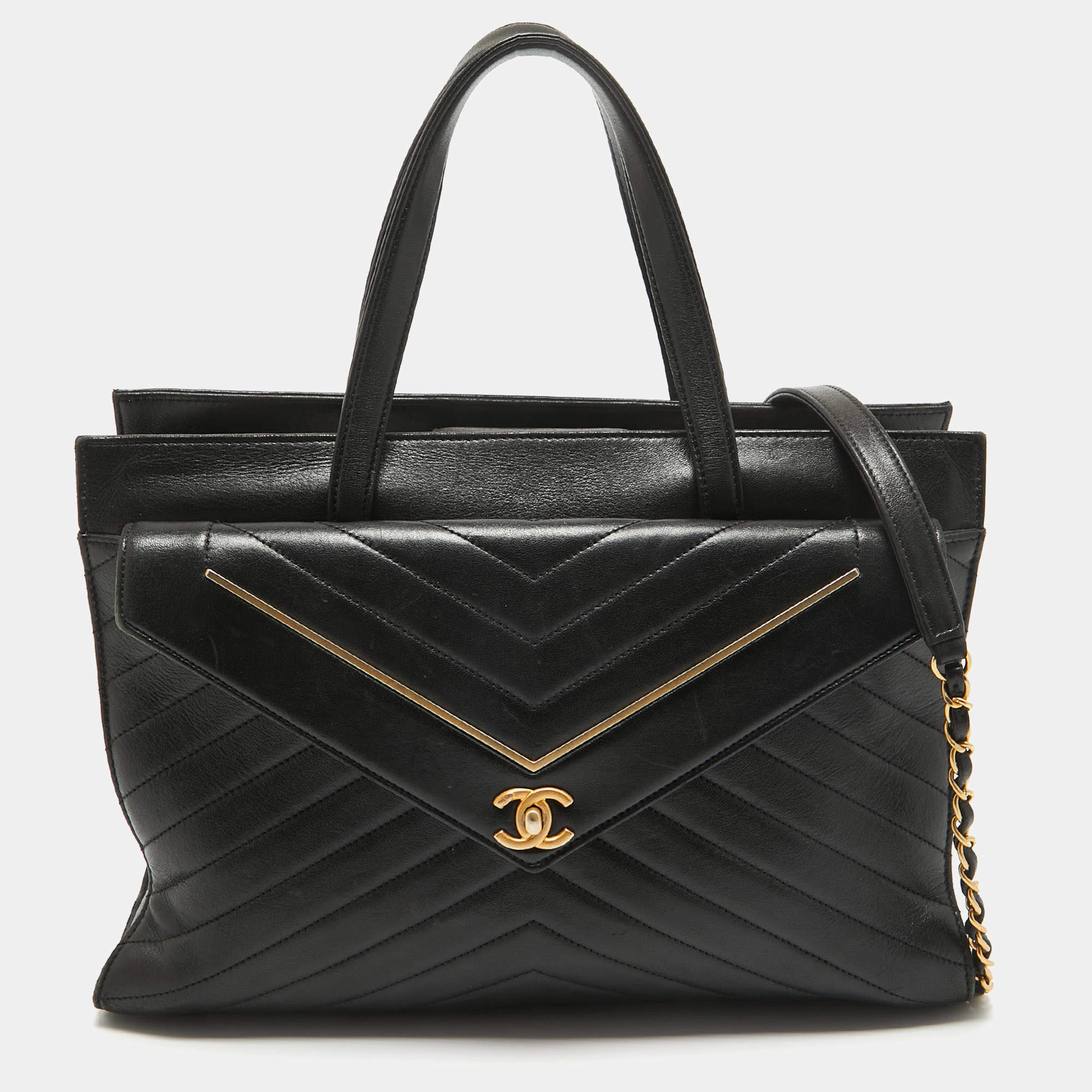 Pre Owned Chanel Black/Gold Reversed Chevron Leather Shopper Tote