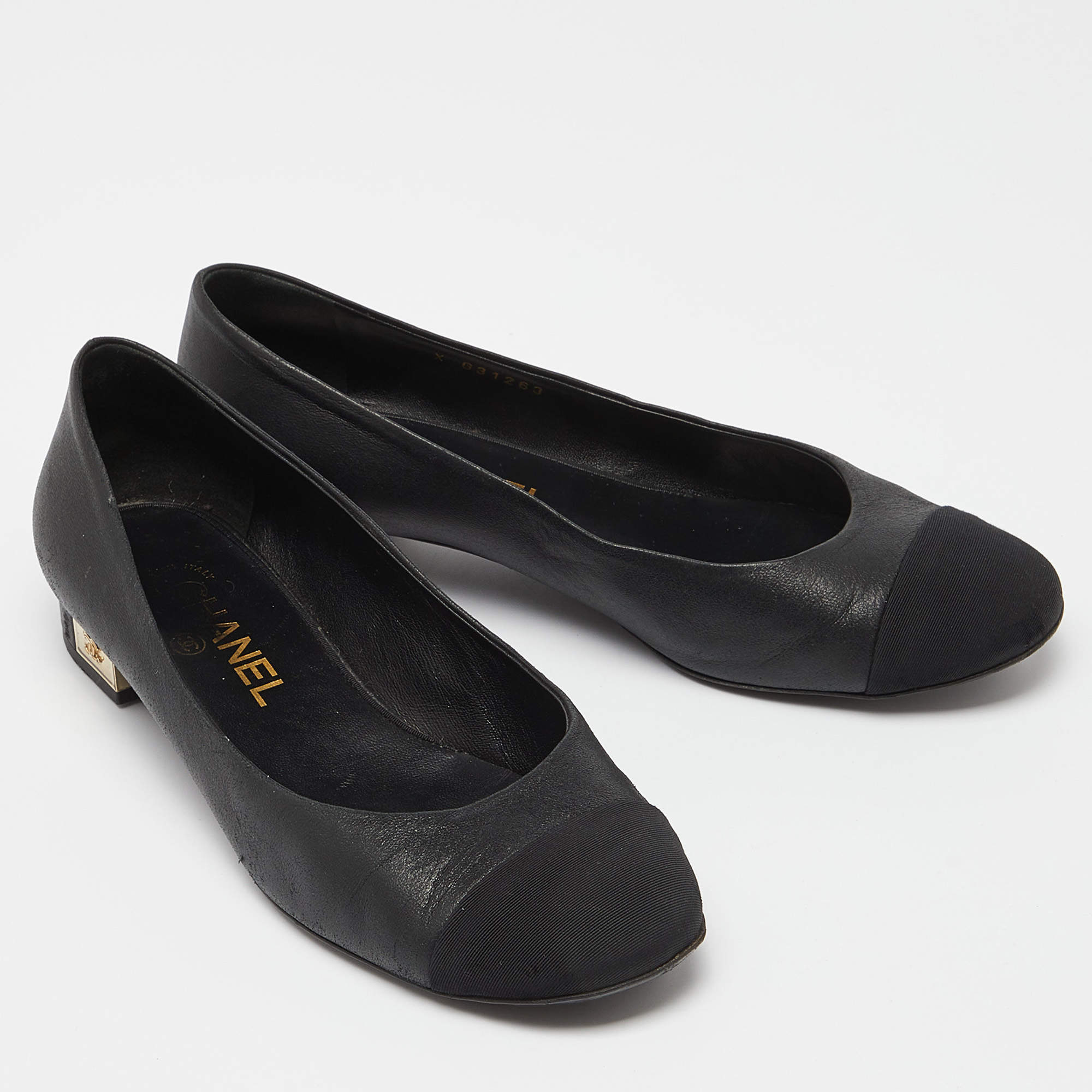 CHANEL Ballerinas Black Monochrome Leather And store Gros Grain Cap Toe size 39.