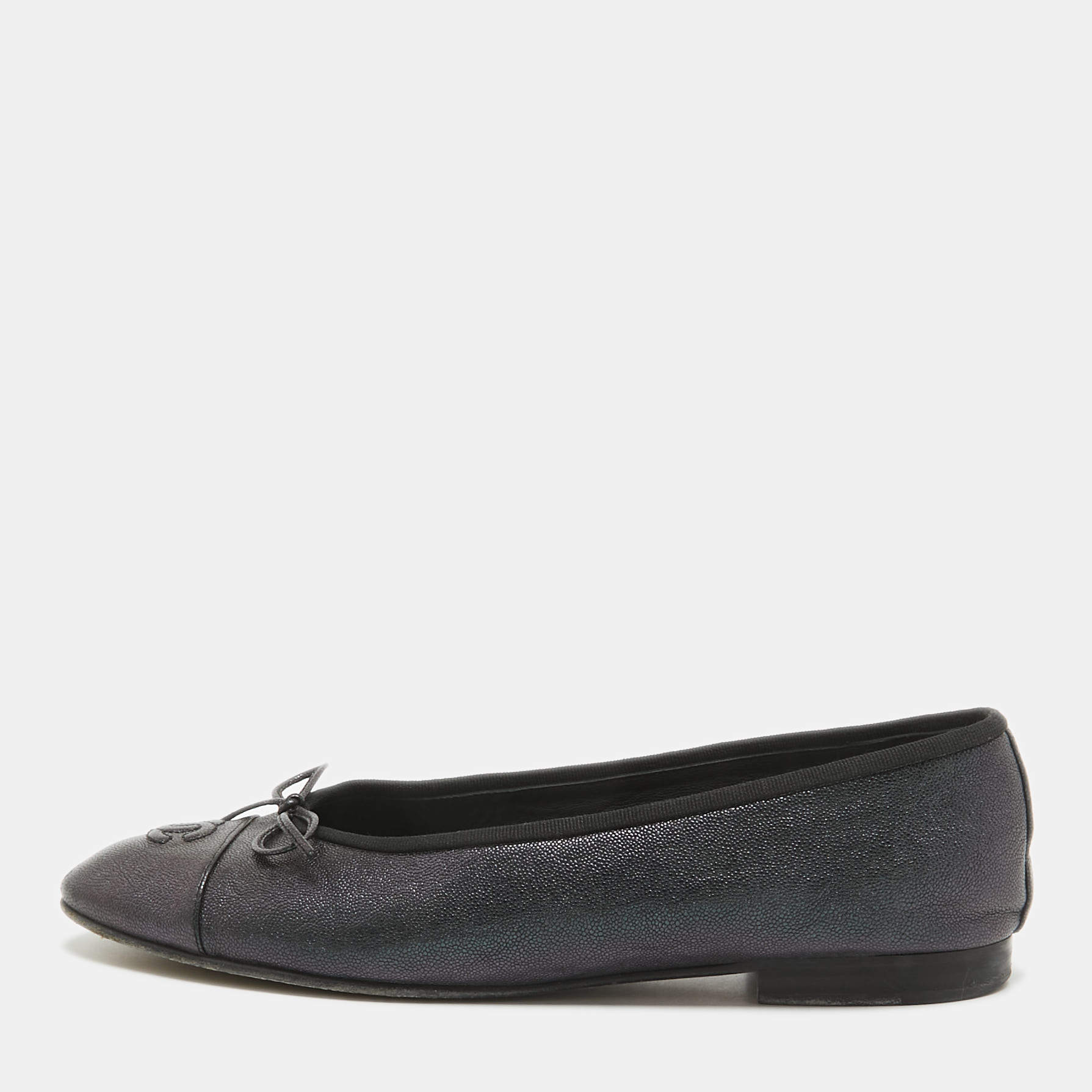 Pre Owned Chanel Two Leather Cap Toe CC Ballet Flats Size Size 41