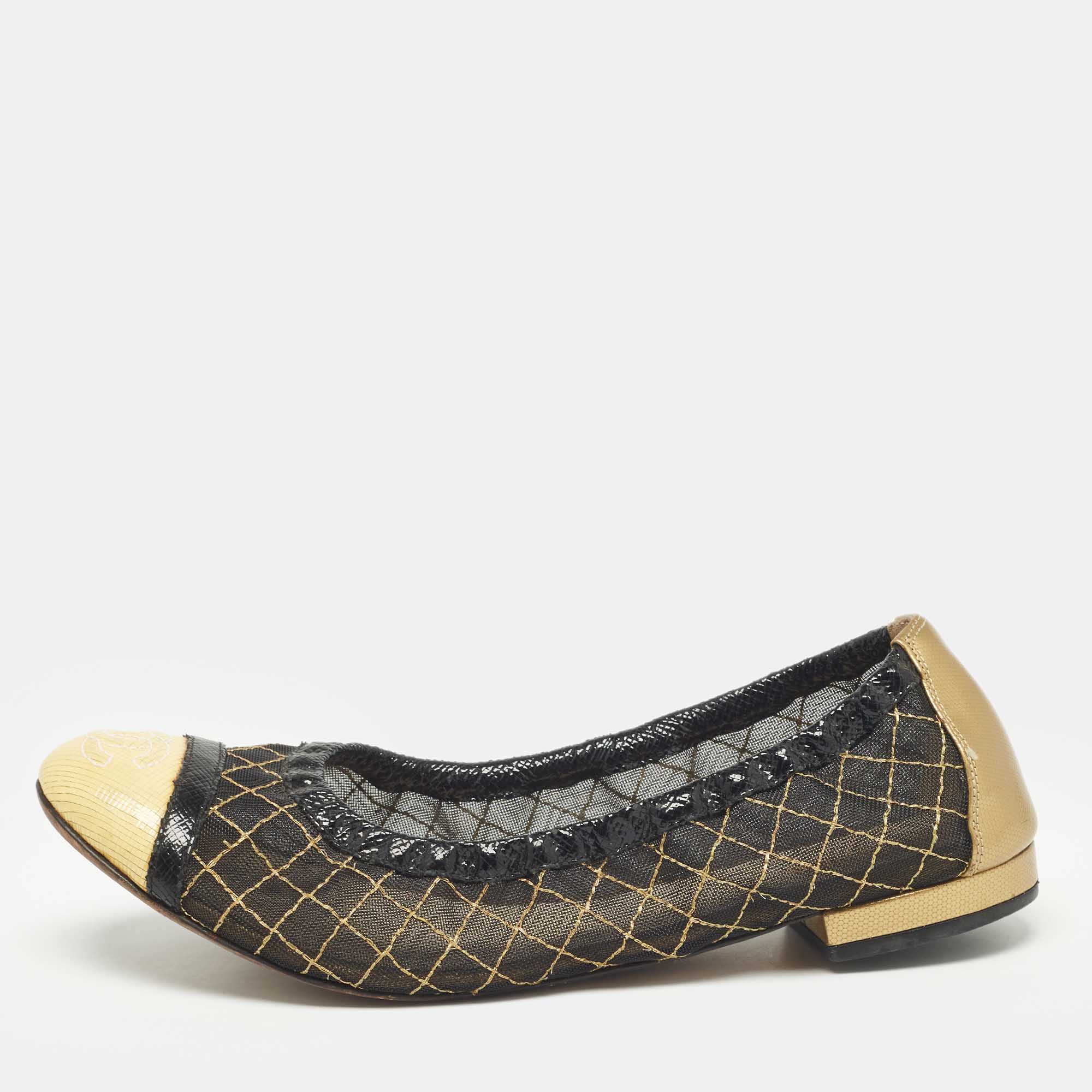 Pre Owned Chanel Black/Gold Mesh and Leather CC Cap Toe Scrunch Ballet Flats Size 35.5