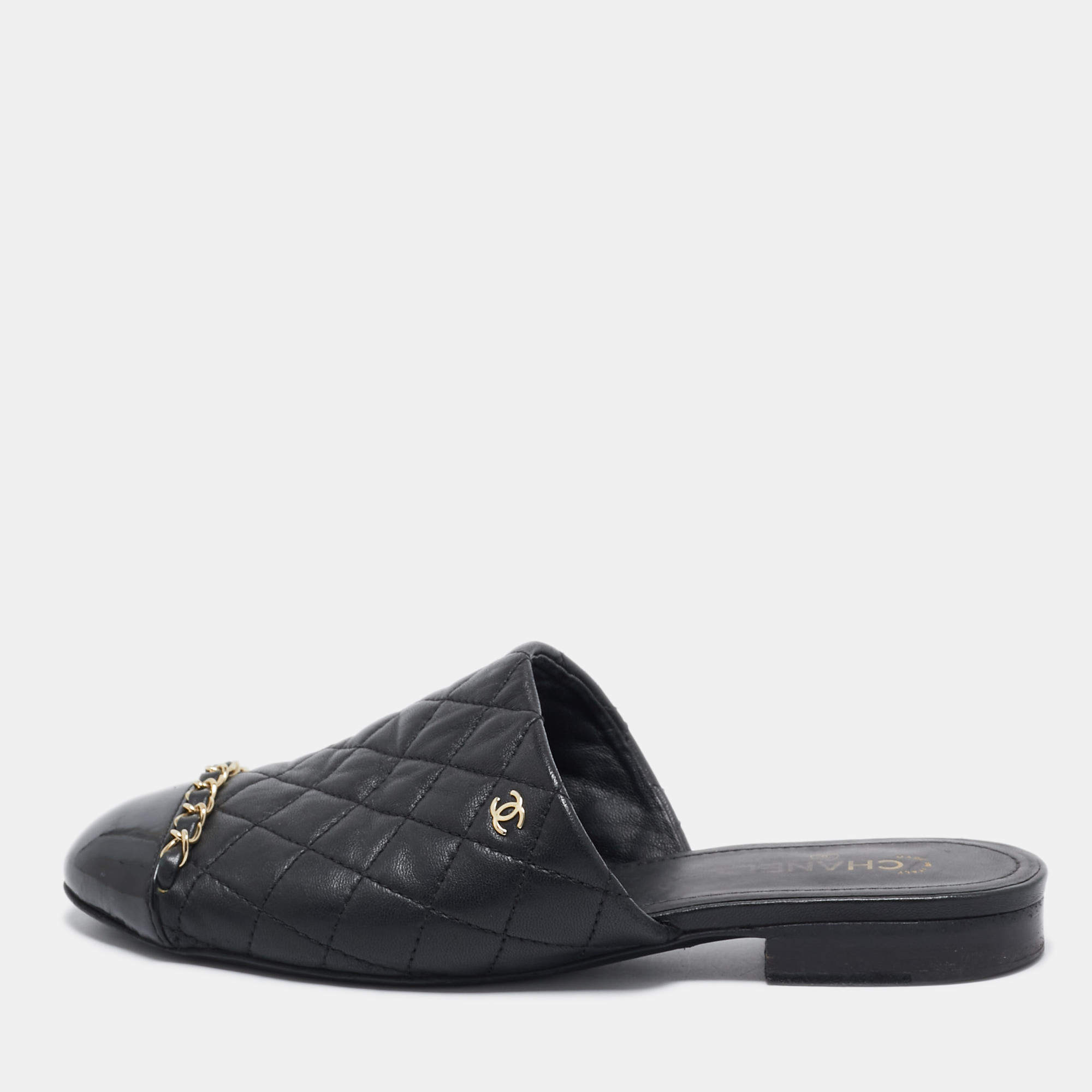 Pre Owned Chanel Black Quilted Leather and Patent Cap Toe Chain Link CC Flat Mules Size 36