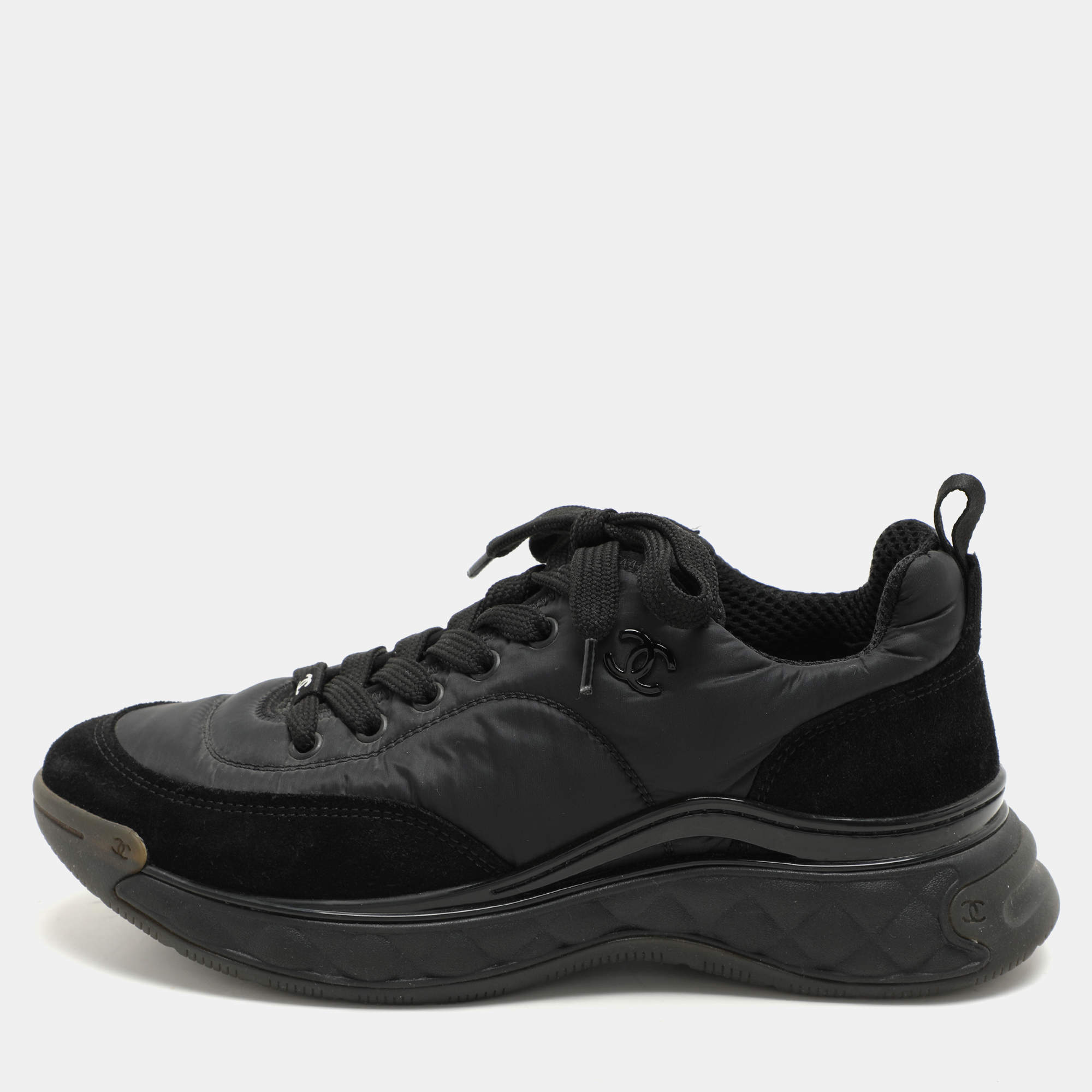 Pre Owned Chanel Black Nylon and Suede CC Low Top Sneakers Size 38.5