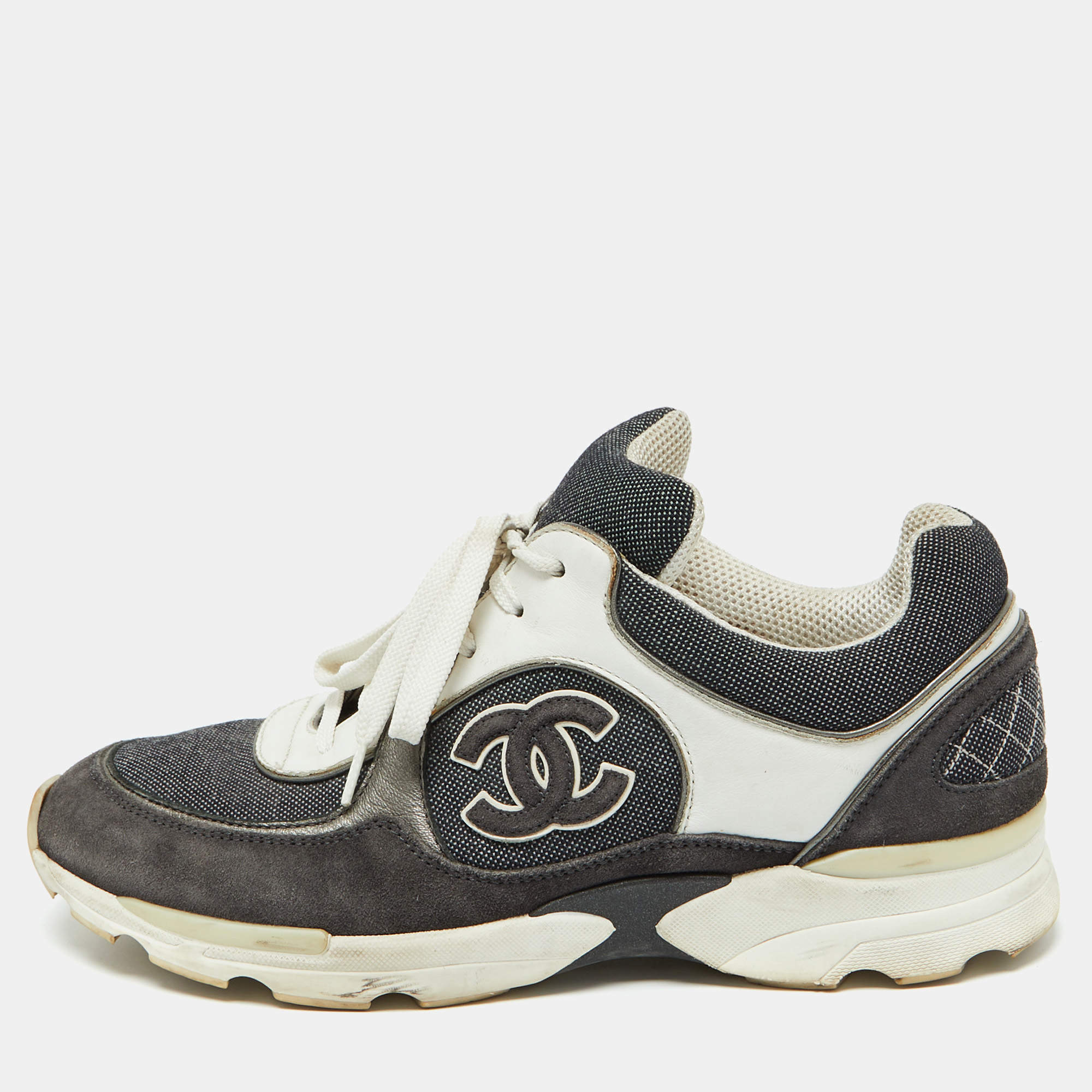 Pre Owned Chanel Grey/White Denim, Suede and Leather CC Low Top Sneakers Size 39