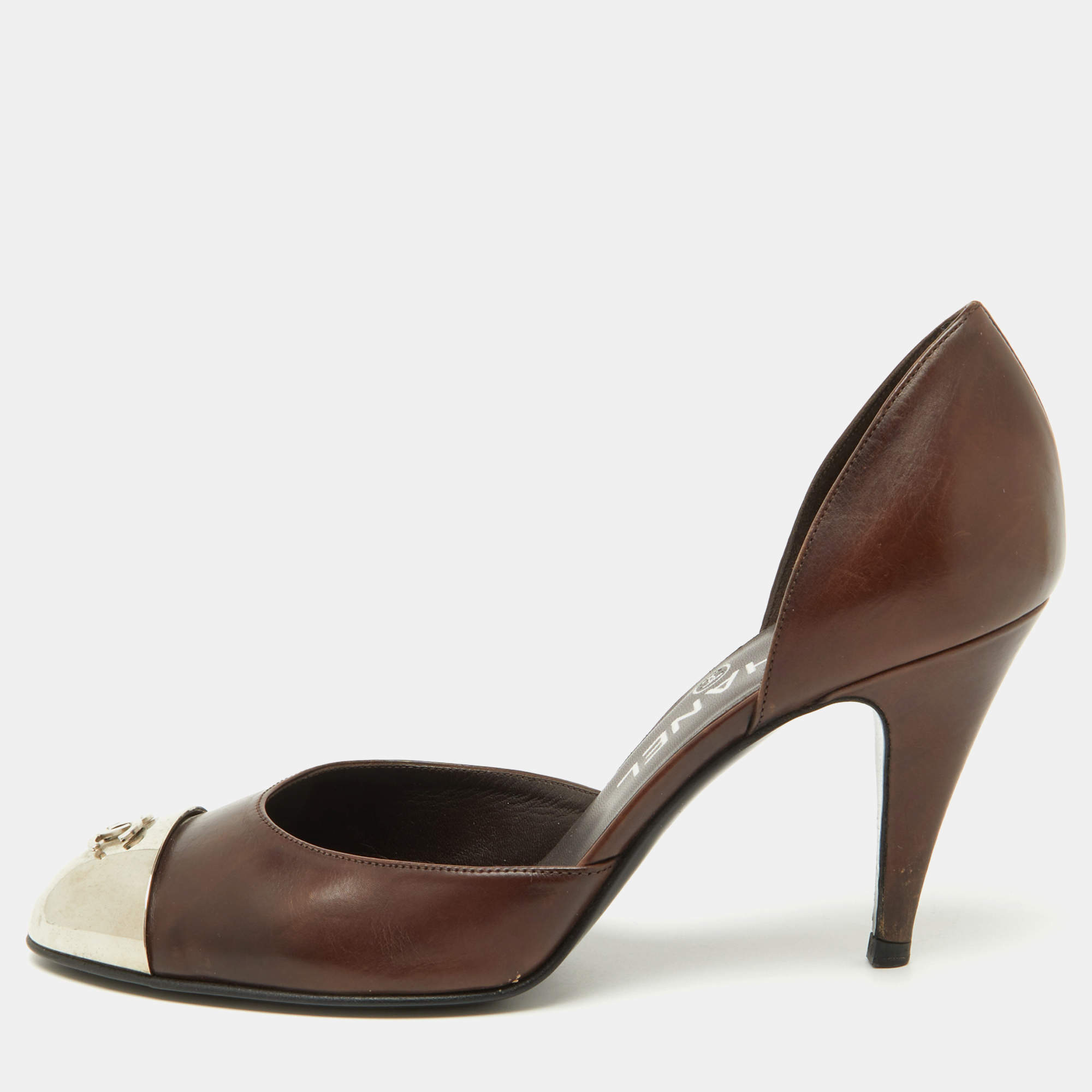 luxury-women-chanel-used-shoes