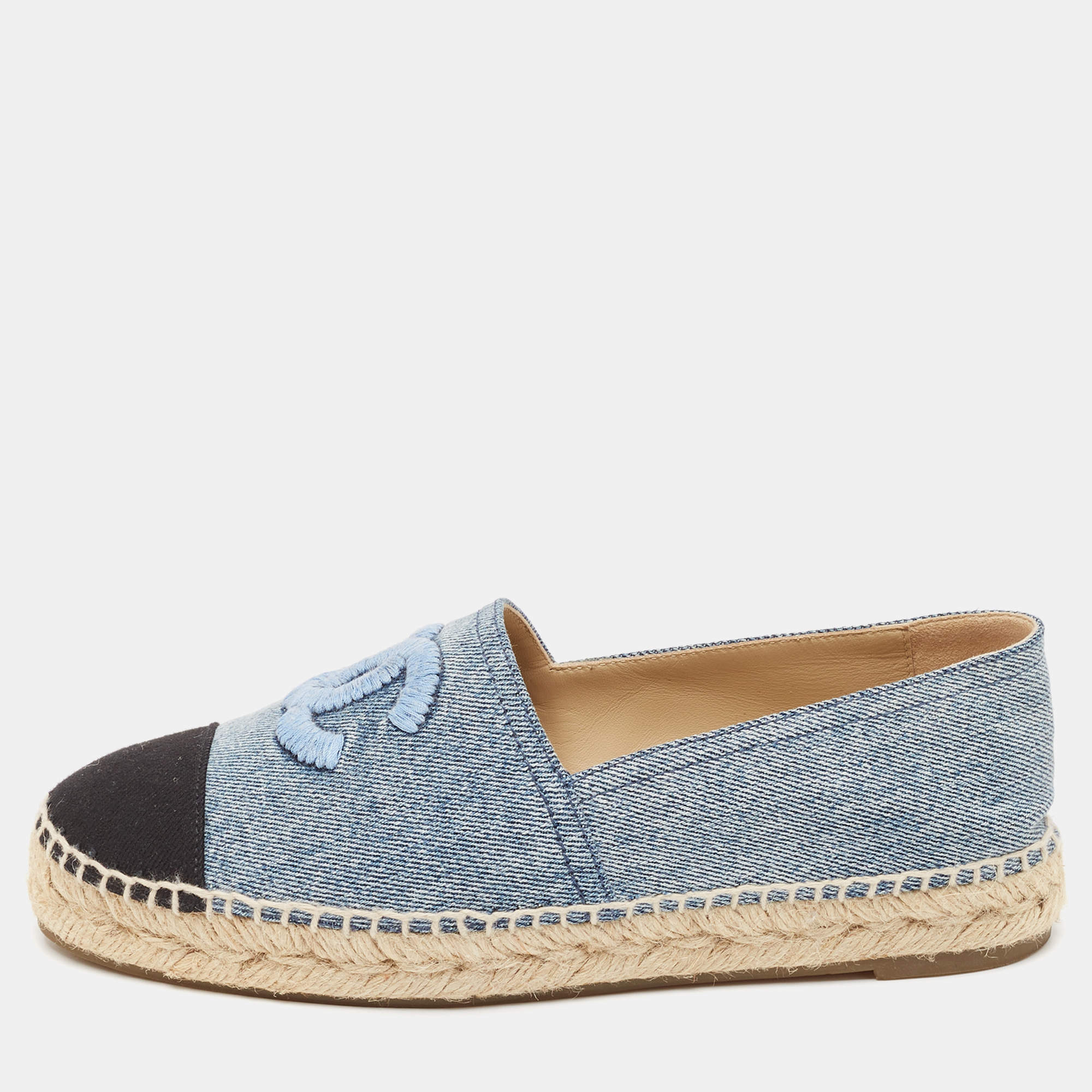 Pre Owned Chanel Blue/Black Denim CC Espadrille Flats Size 38