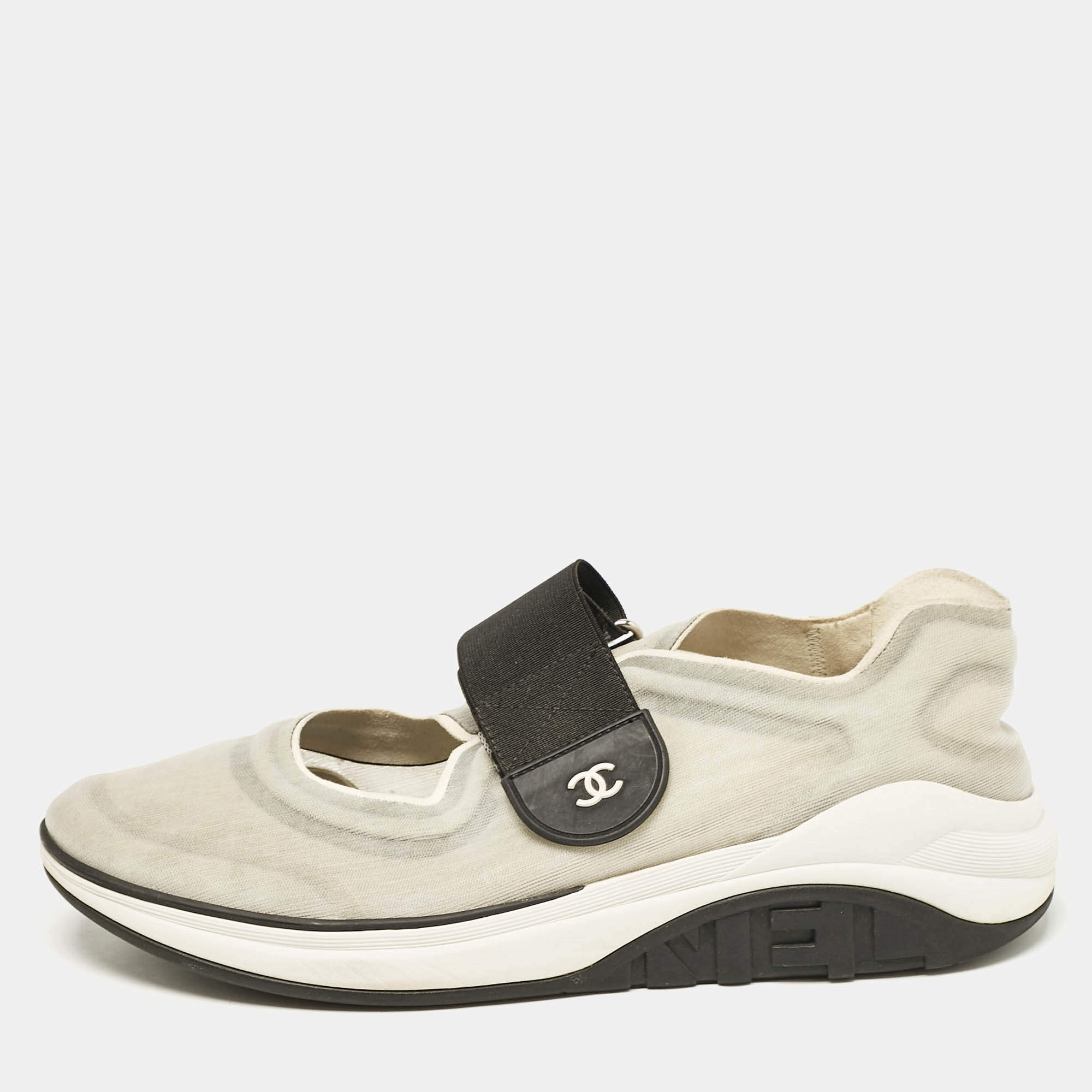 Pre Owned Chanel Grey Mesh CC Low Top Sneakers Size 39.5