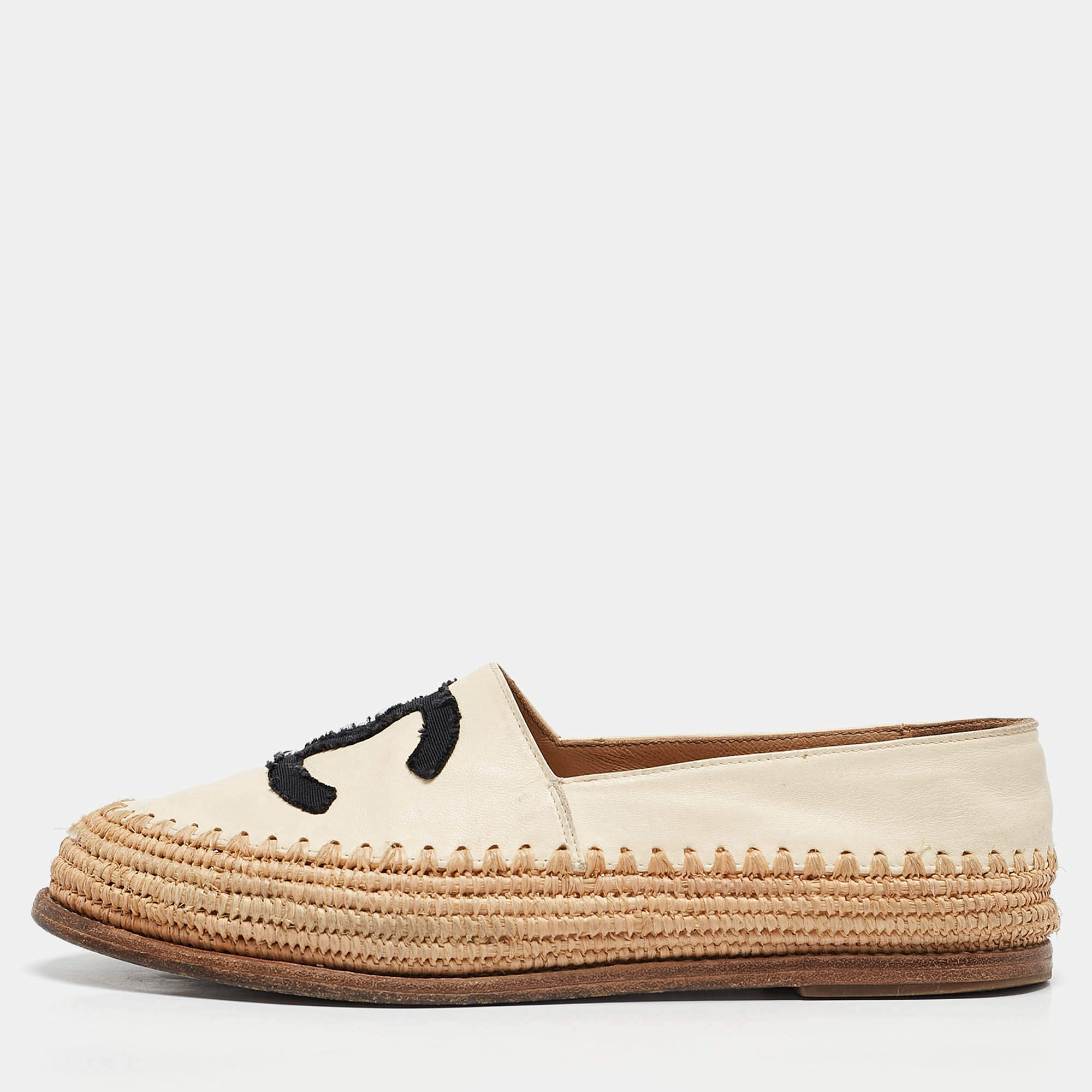 Chanel Beige/Black Leather and Raffia CC Espadrille Flats Size 37