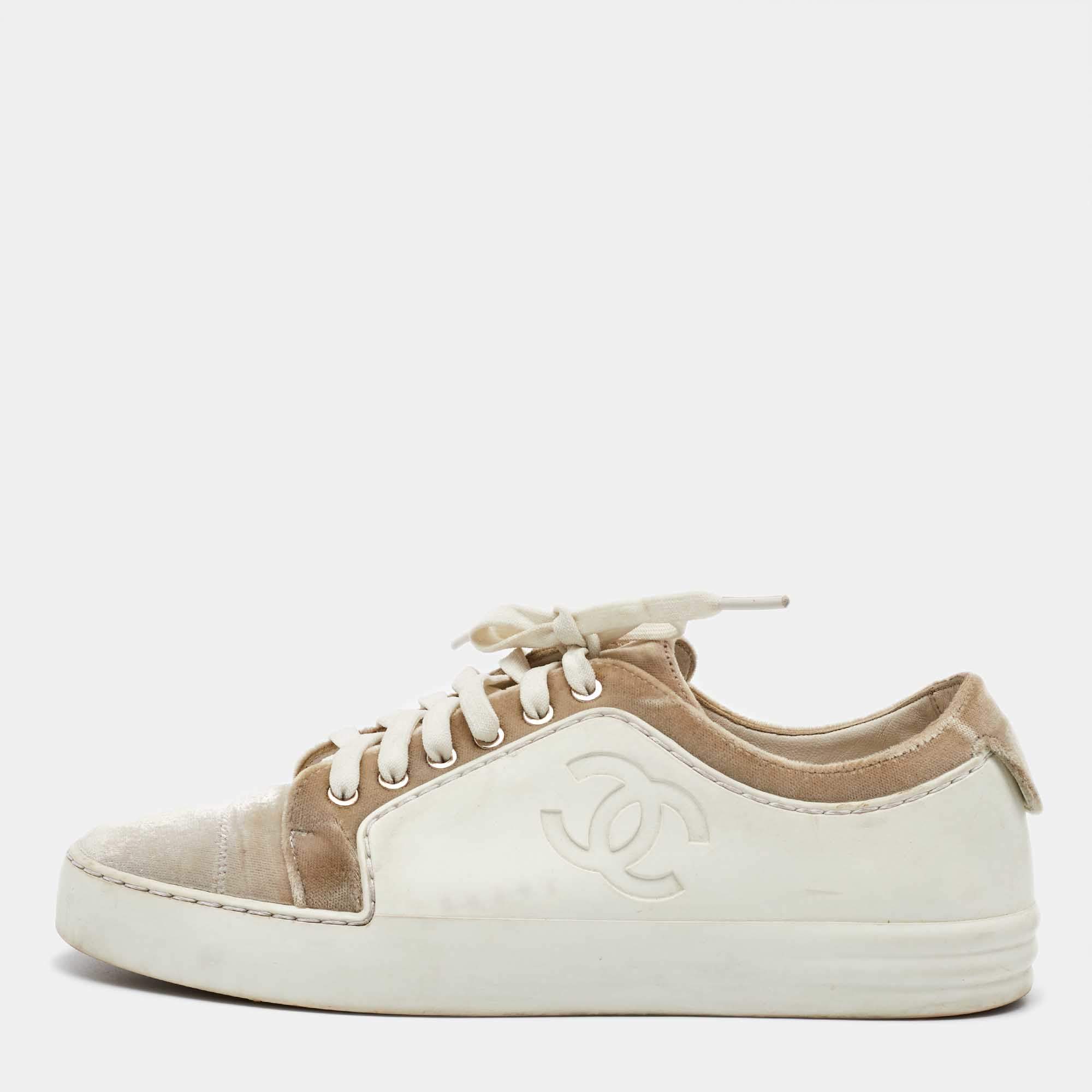 Chanel White/Cream Rubber and Velvet CC Low Top Sneakers Size 36