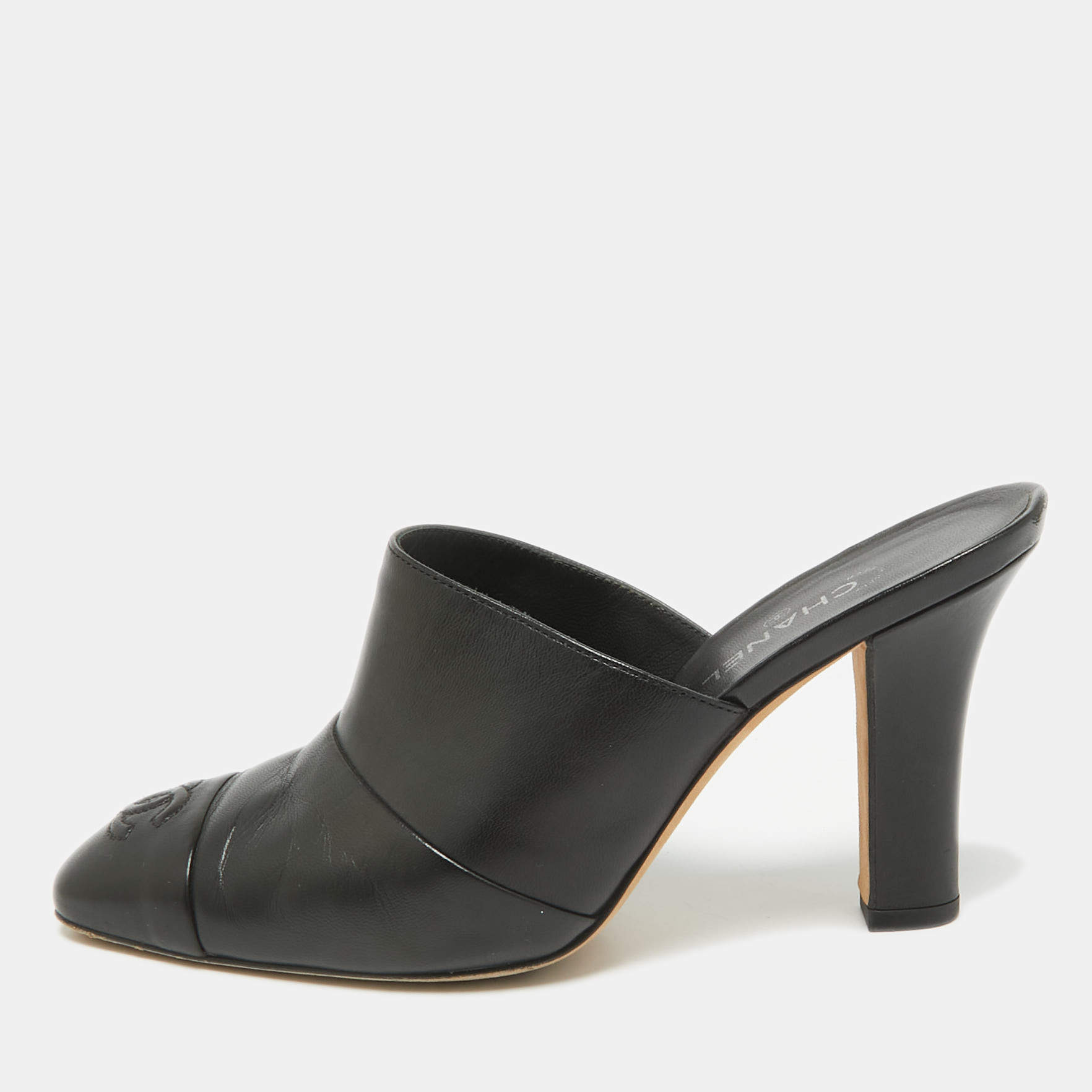 Pre Owned Chanel Black Leather Interlocking CC Logo Mules Size 36.5