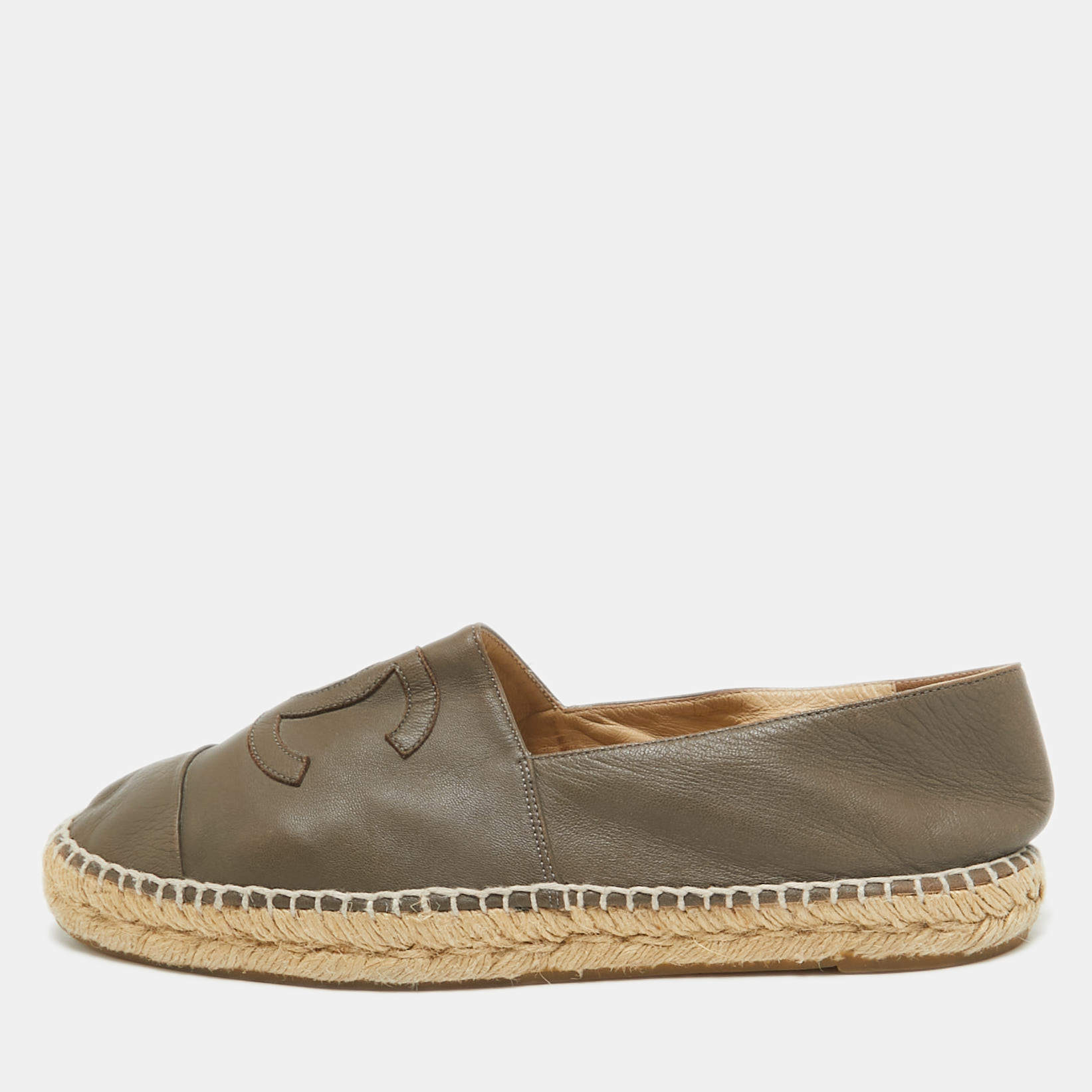 Pre Owned Chanel Olive Green Leather CC Cap Toe Logo Espadrille Flats Size 41