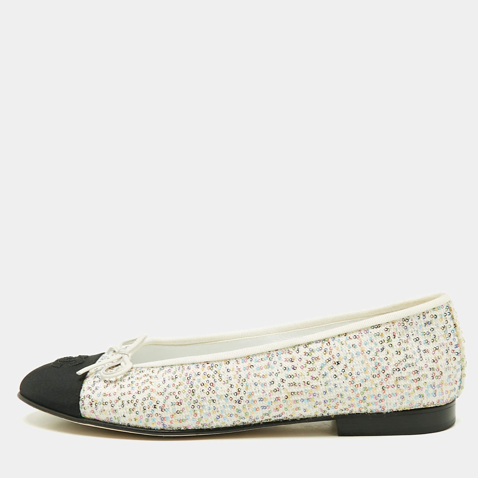 Chanel White/Black Canvas and Sequins CC Ballet Flats Size 40