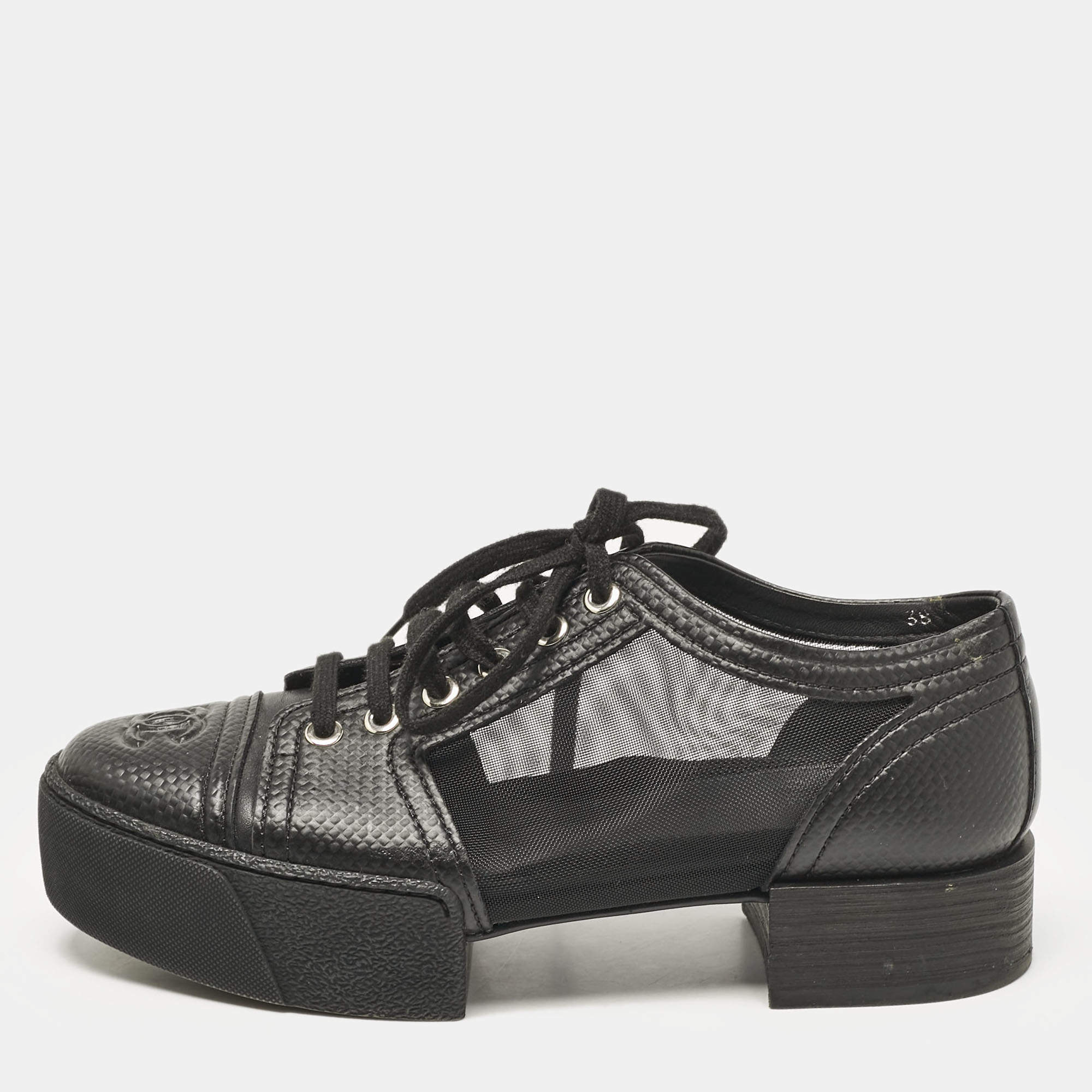 Pre Owned Chanel Black Leather and Mesh Platform Low Top Sneakers Size 38