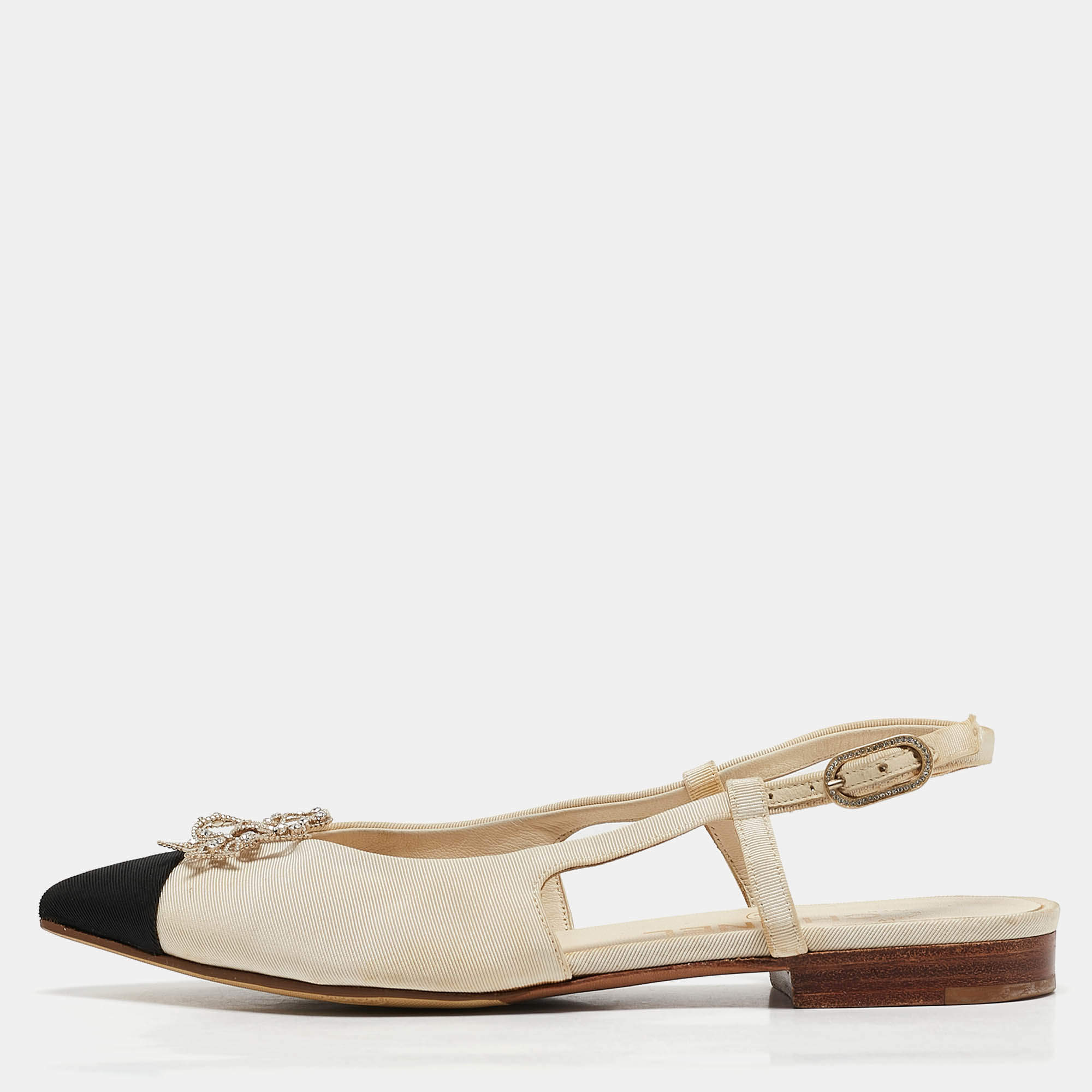 Chanel Beige/Black Canvas Cap Toe Slingback Flat Sandals Size 35.5