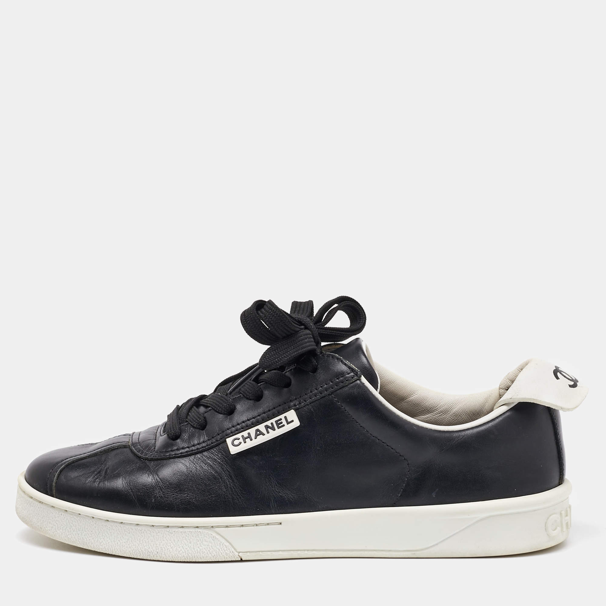 Chanel Black Leather Weekender Low Top Sneakers Size 36.5