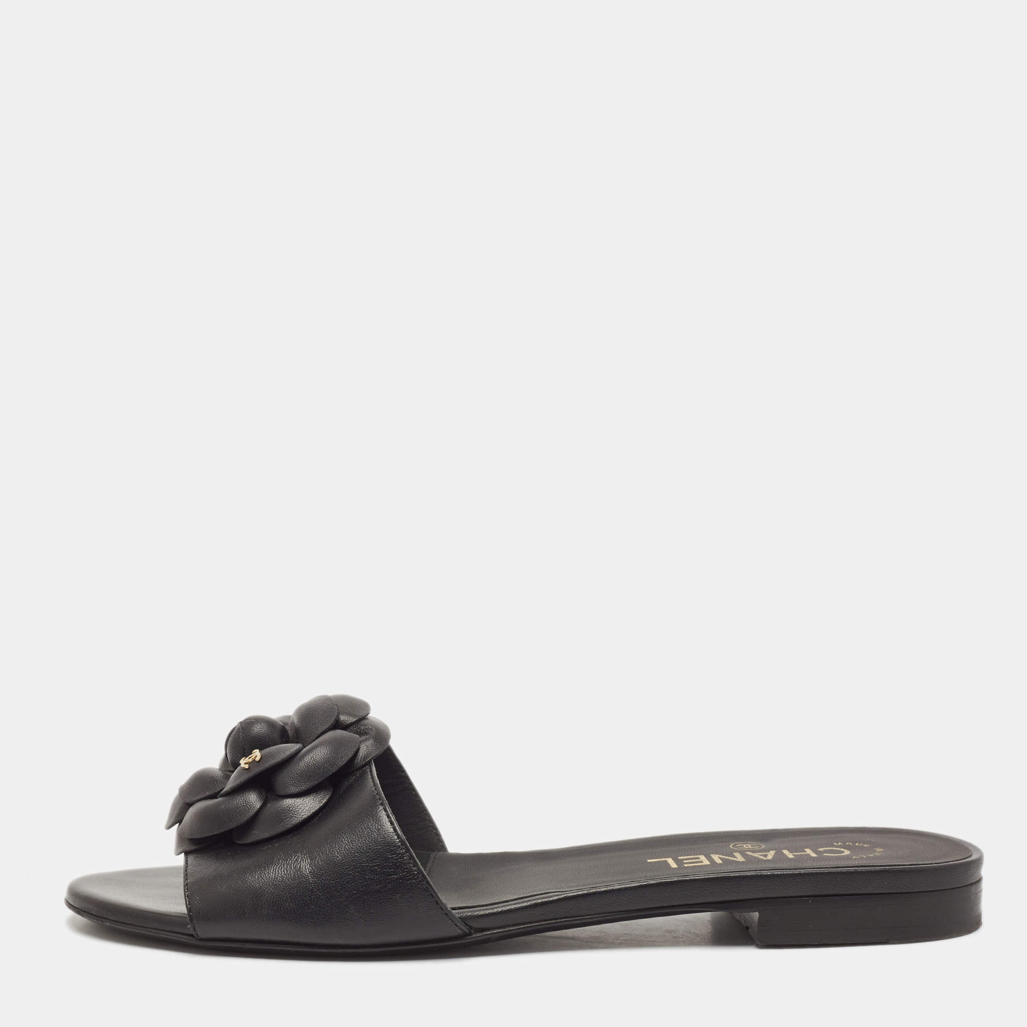 Pre Owned Chanel Black Leather CC Camellia Flat Slides Size 39
