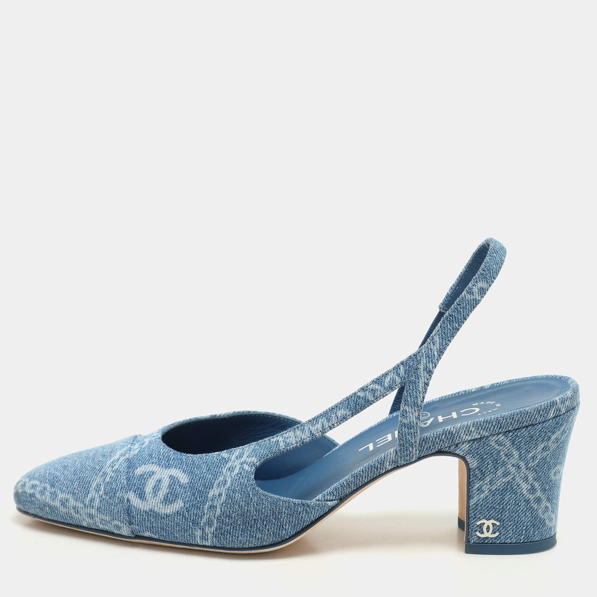 مملوكة مسبقًا Chanel Blue Denim Cap Toe Slingback Sandals Size 38