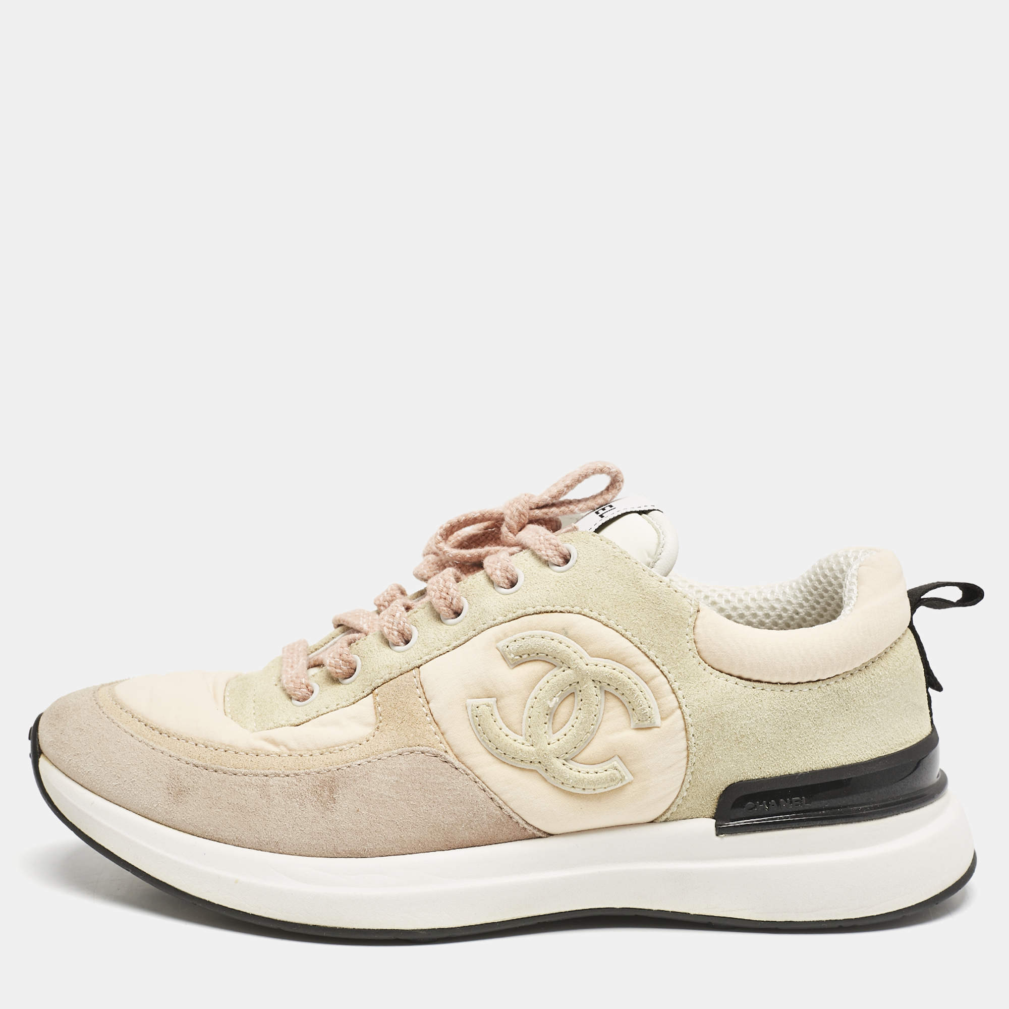 مملوكة مسبقًا Chanel Multicolor Suede and Nylon CC Logo Lace Up Sneakers Size 38