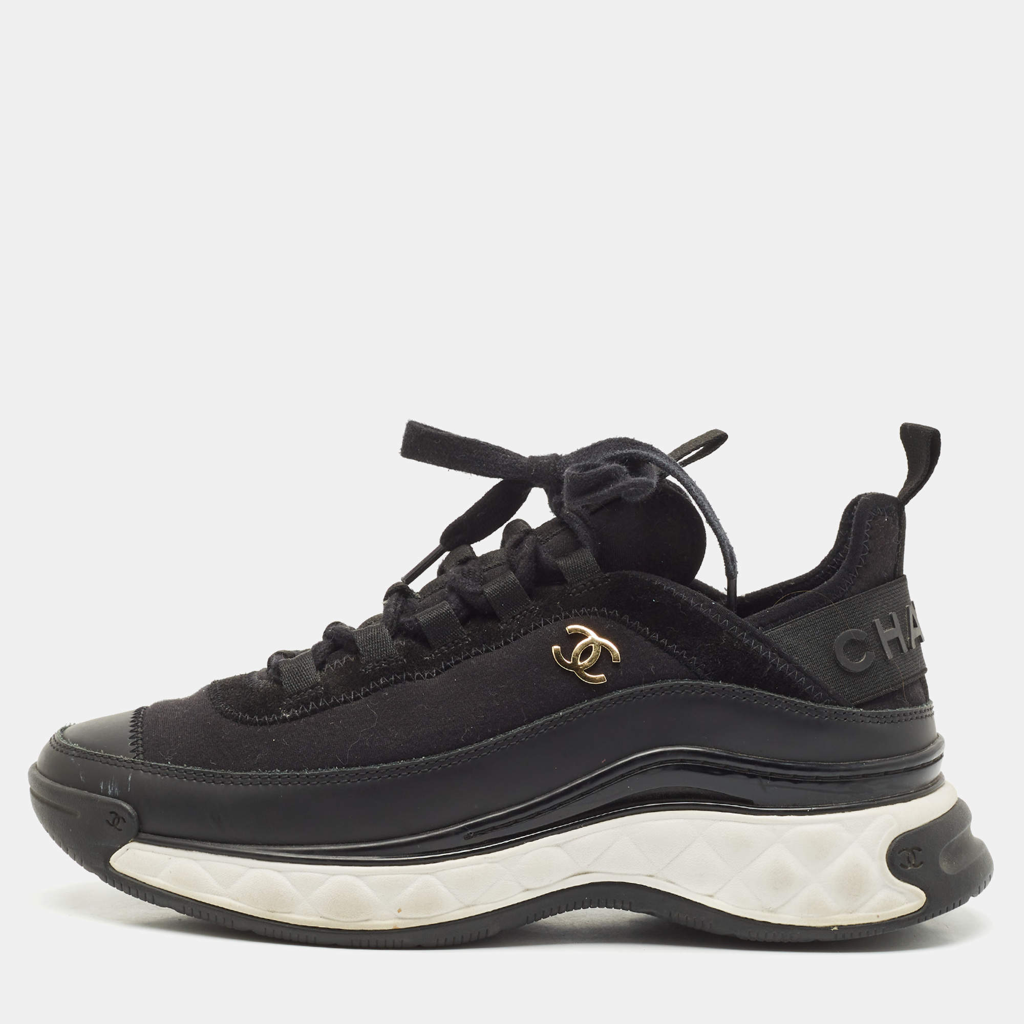 مملوكة مسبقًا Chanel Black Suede Leather And Fabric CC Lace Up Sneakers Size 38