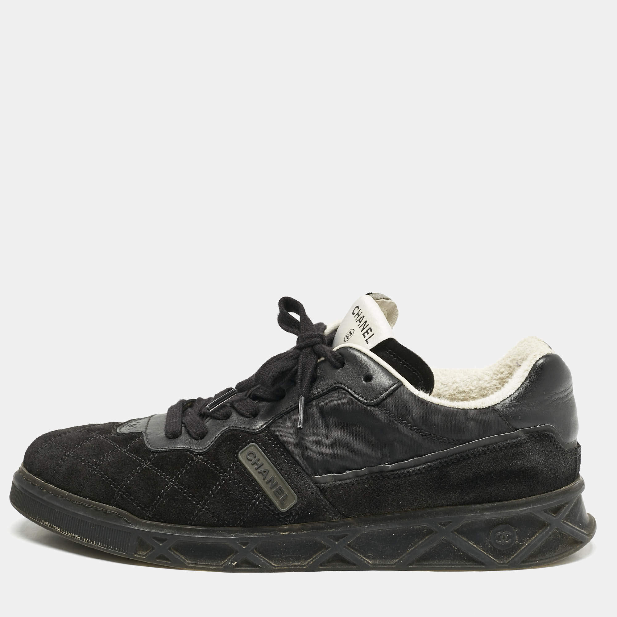 Chanel Black Leather and Nylon CC Low Top Sneakers Size 41