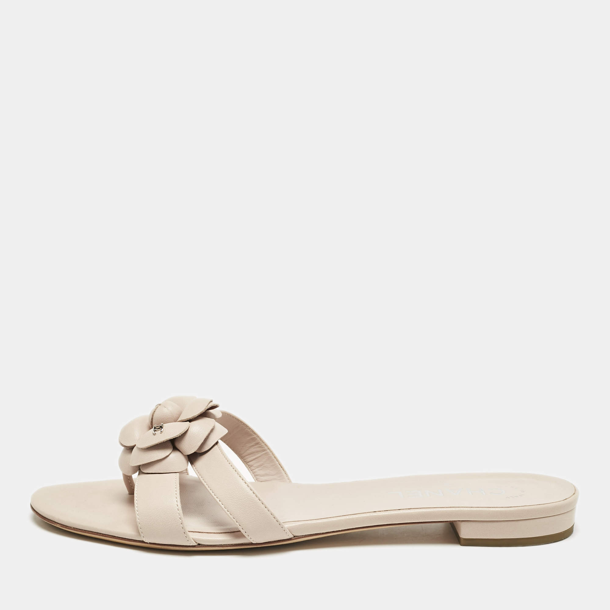 Chanel Beige Quilted Leather CC Camellia Embellished Flat Slides Size 40