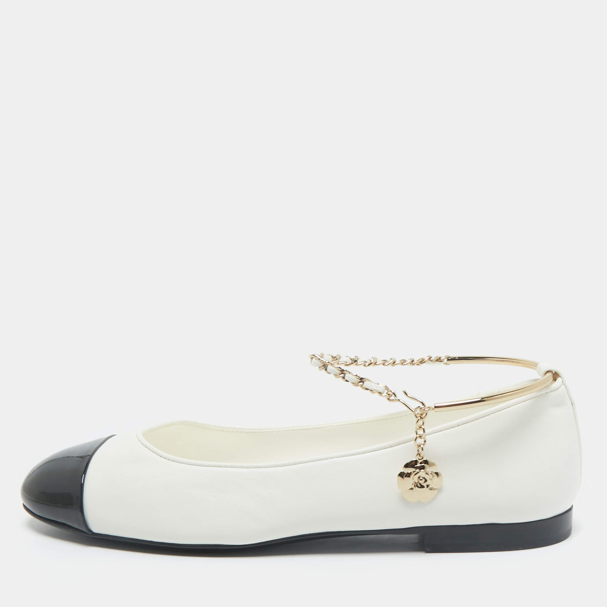 Chanel White /Black Leather CC Cap Toe Bow Ballet Flats Size 39