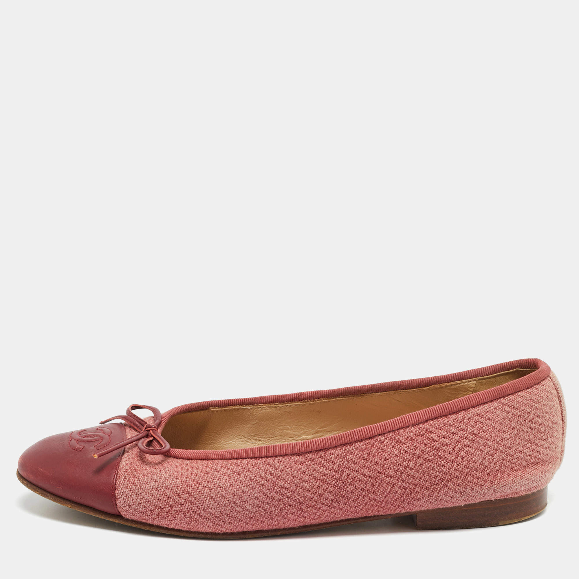 Chanel Pink/Burgundy Tweed and Leather CC Cap Toe Bow Ballet Flats Size 39