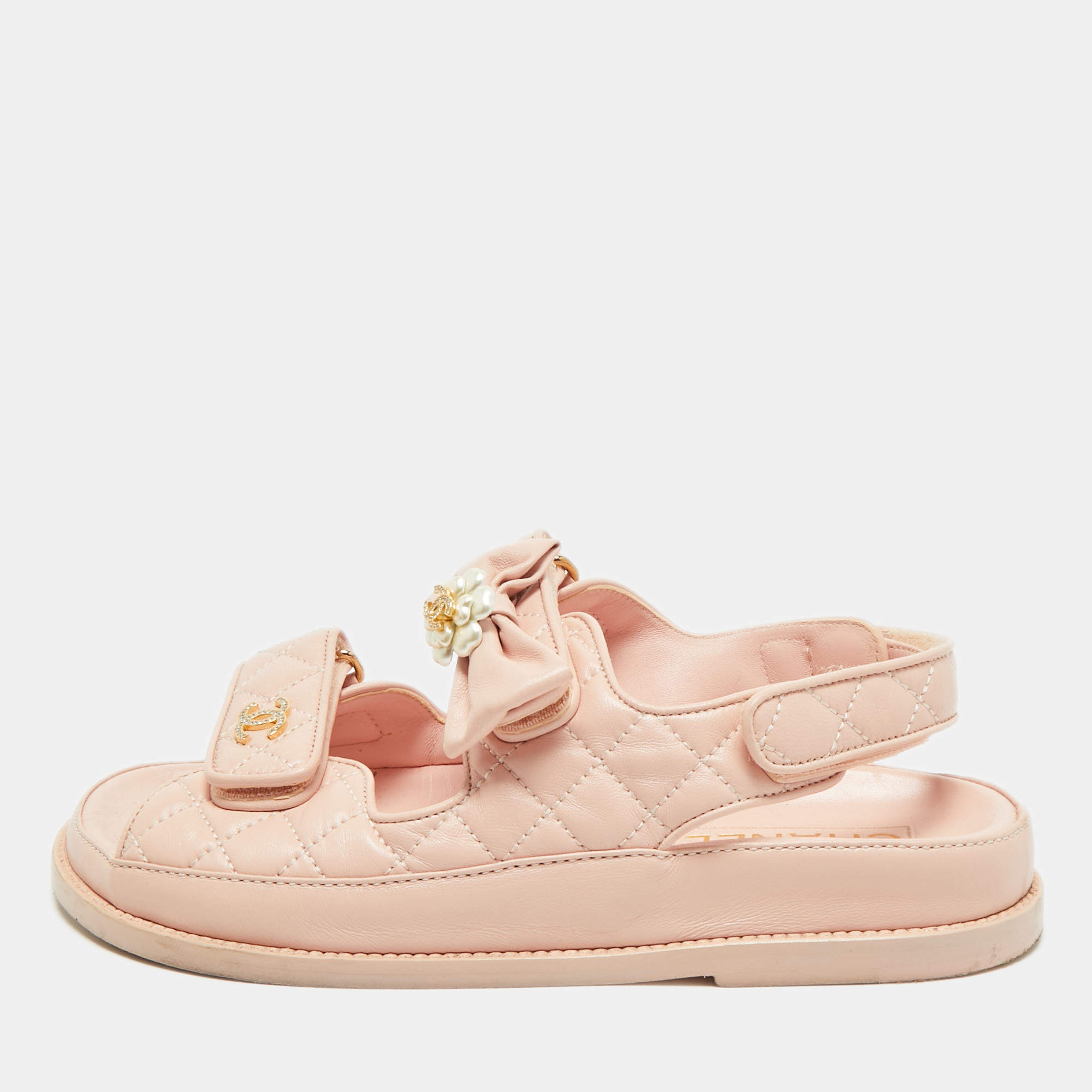 Pre Owned Chanel Light Pink Leather CC Pearl Camellia Dad Flat Sandals Size 37.5