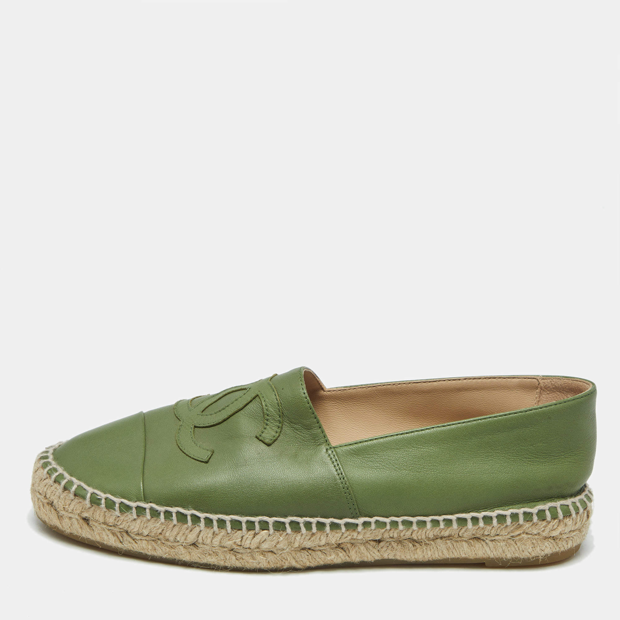 Pre Owned Chanel Green Leather CC Cap Toe Flat Espadrilles Size 38