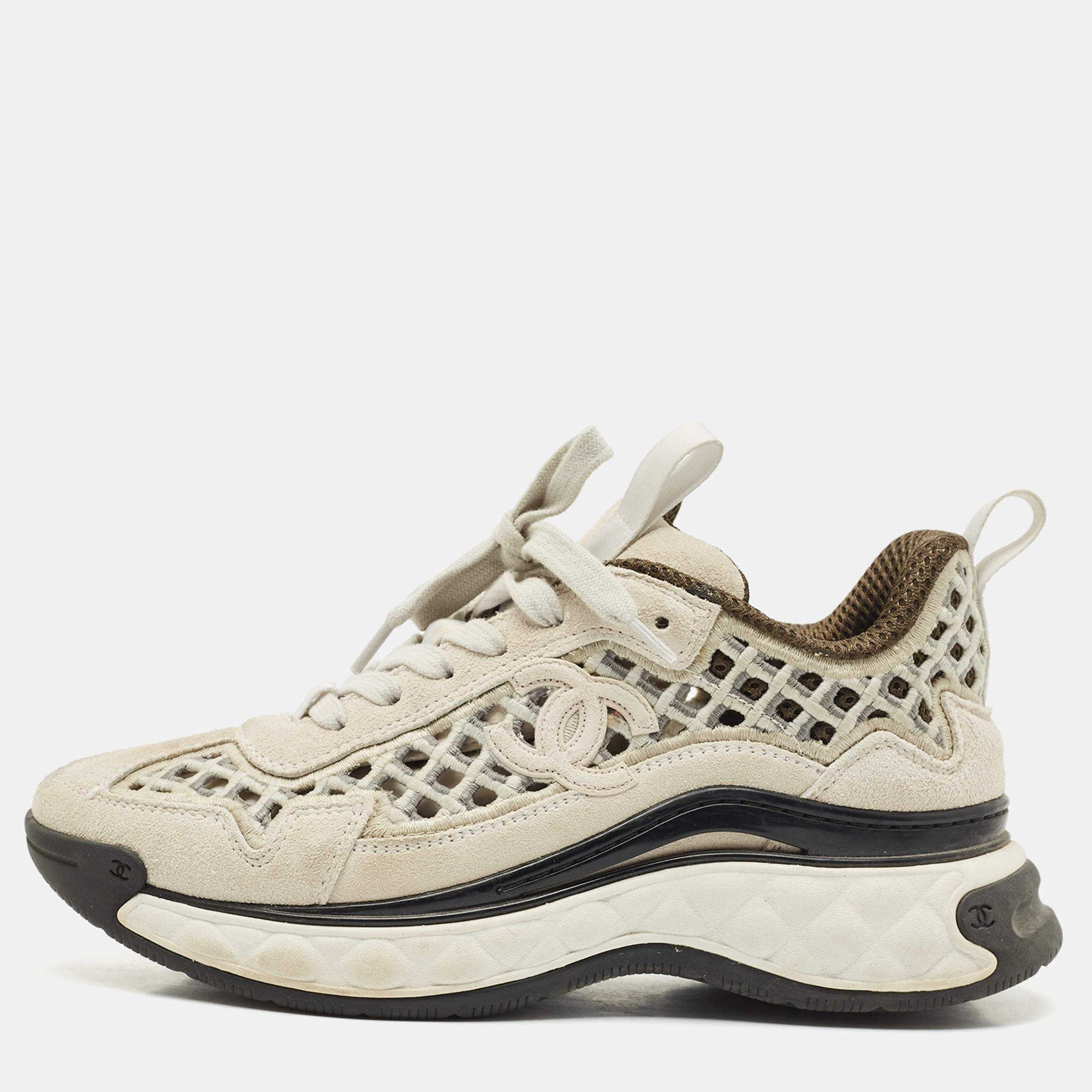 Pre Owned Chanel Grey/White Suede CC Interlocking Logo Low Top Sneakers Size 36