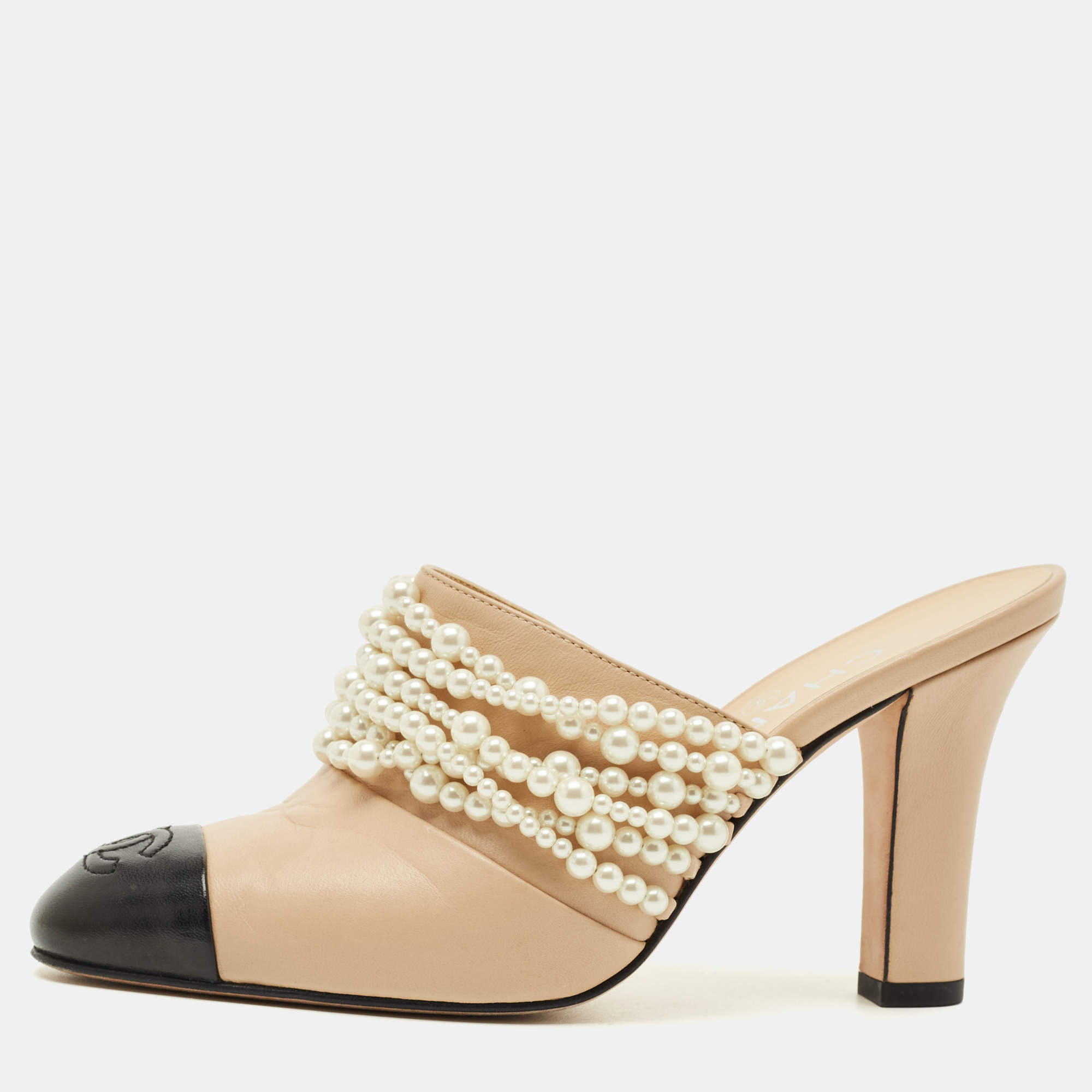 Pre Owned Chanel Beige/Black Leather CC Cap Toe Pearl Embellished Mules Size 36