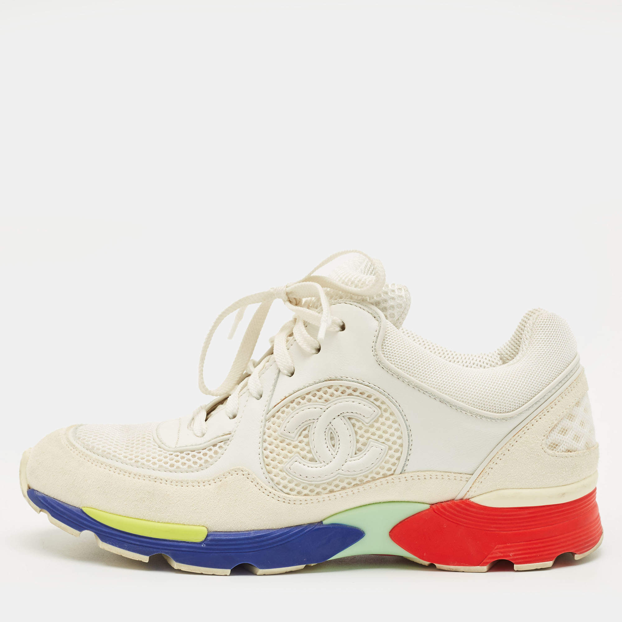 Pre Owned Chanel White Fabric and Suede CC Lace Up Sneakers Size 37