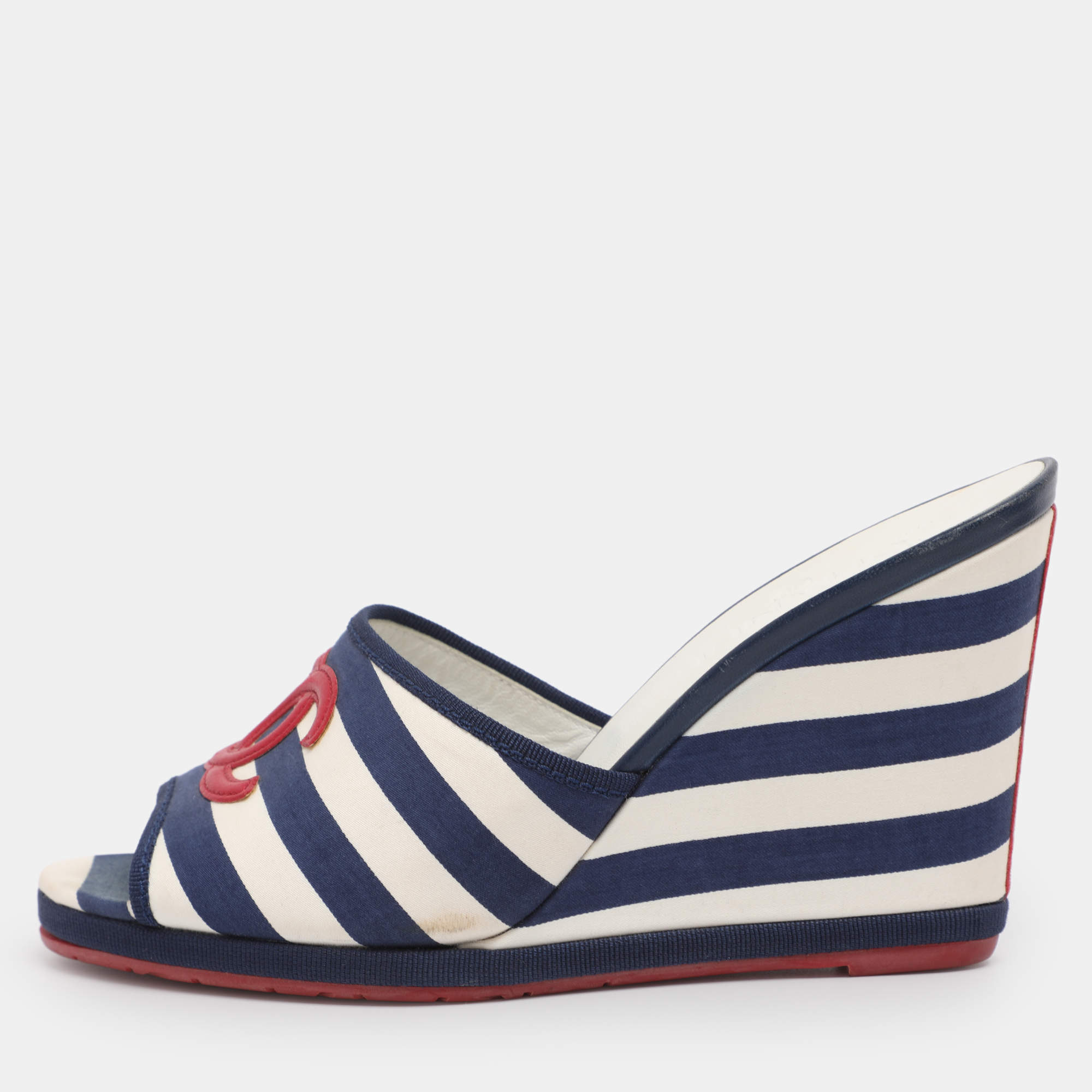 Pre Owned Chanel Blue/White Stripe Fabric CC Slide Wedge Sandals Size 39.5