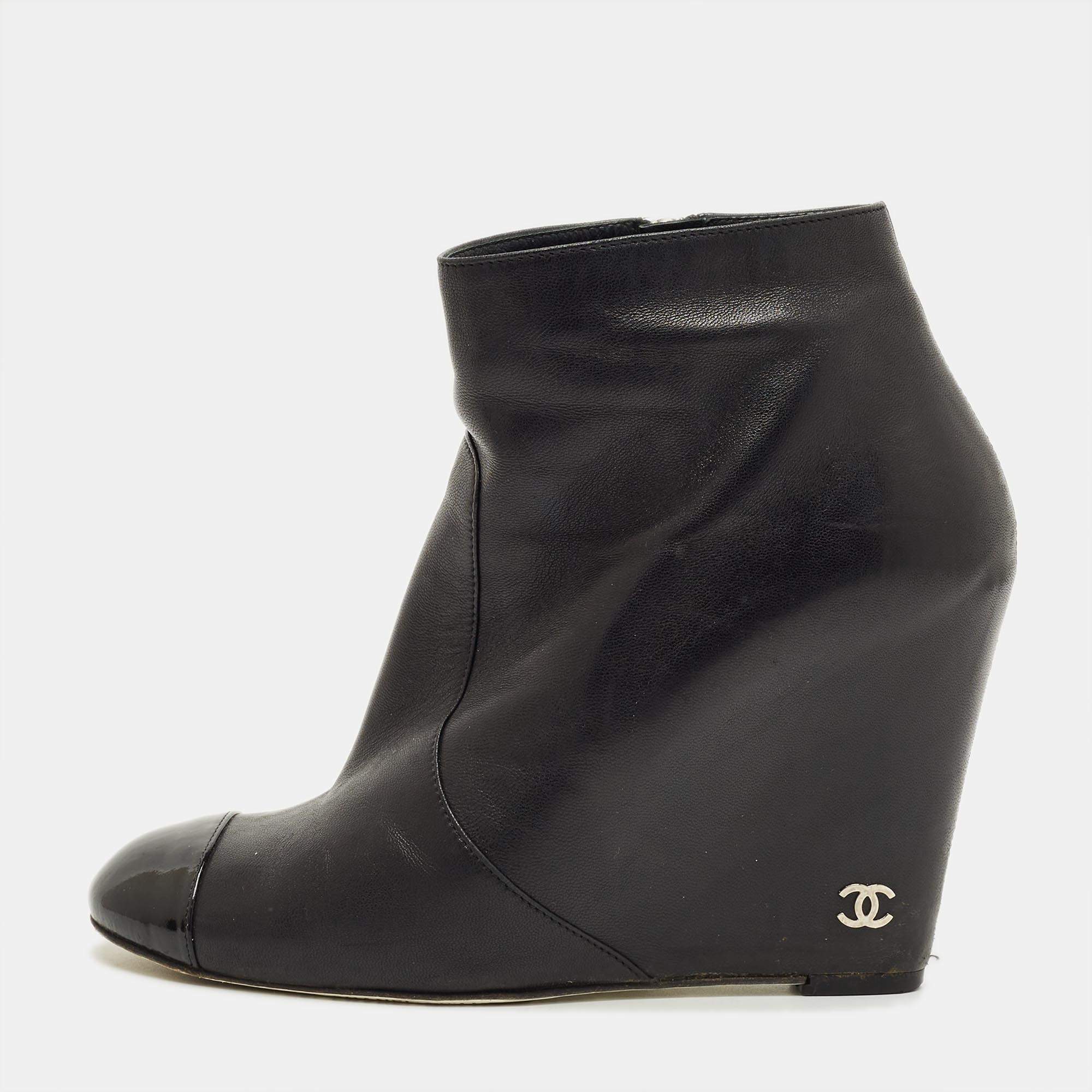 Pre Owned Chanel Black Leather CC Cap Toe Wedge Boots Size 39