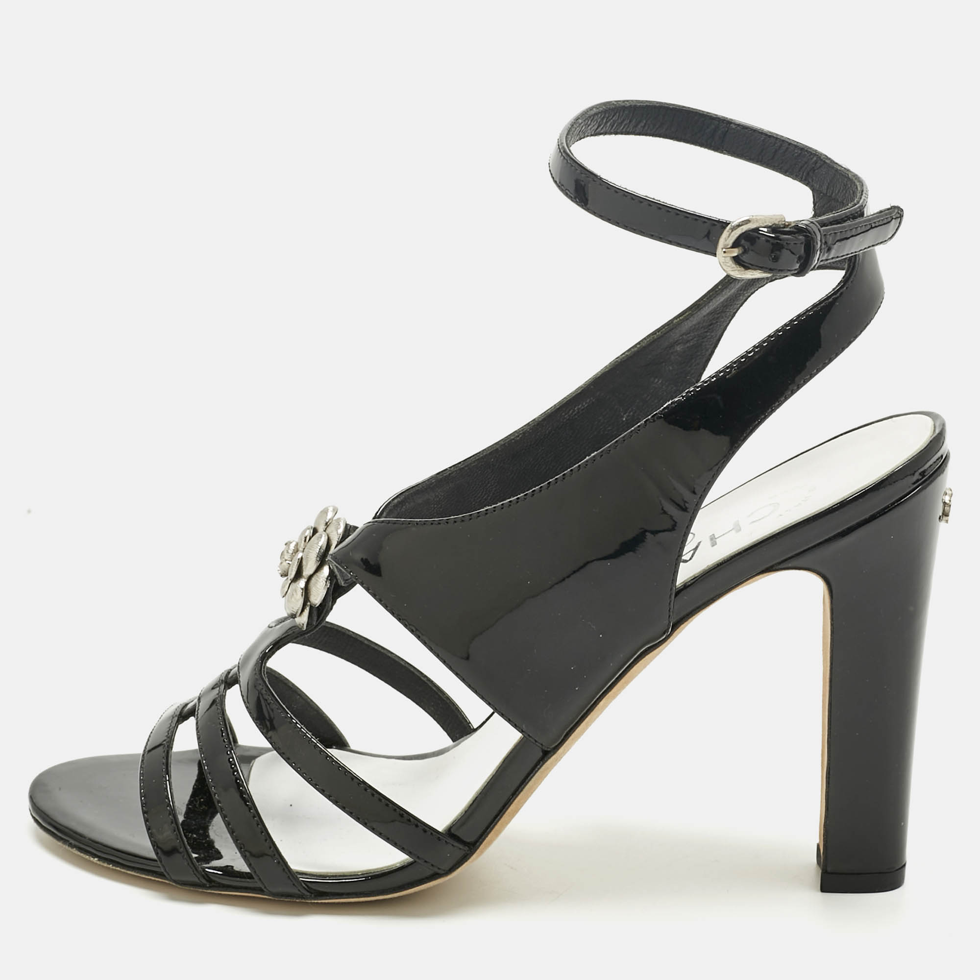Pre Owned Chanel Black Patent Pearl CC Slingback Sandals Size 39.5