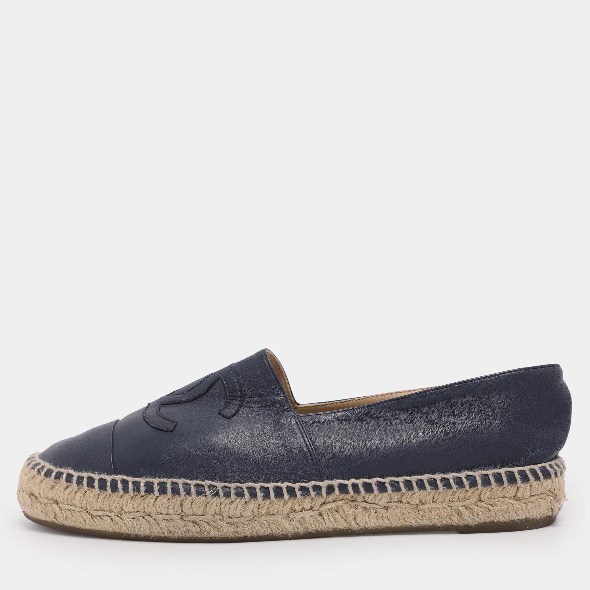 Pre Owned Chanel Blue Leather CC Cap Toe Espadrille Flats Size 40