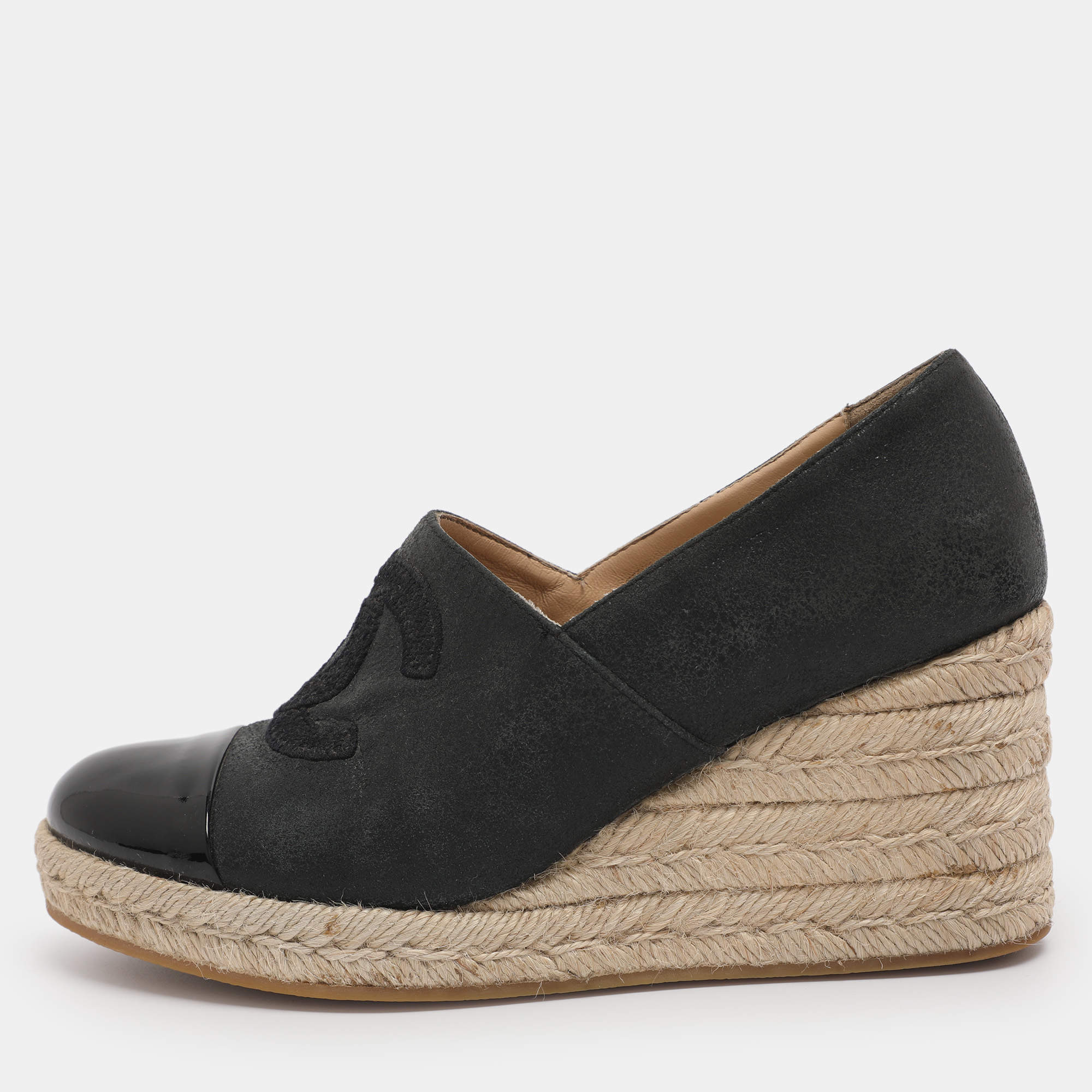Pre Owned Chanel Grey/Black Nubuck and Patent Leather CC Cap Toe Espadrille Platform Wedge Pumps 36