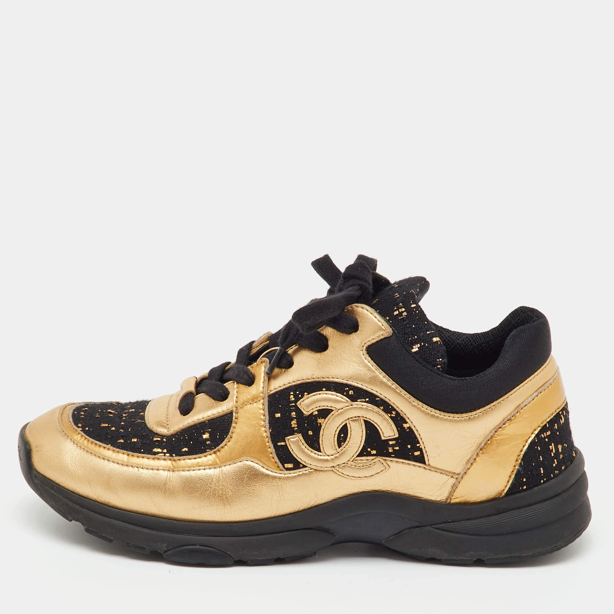 Pre Owned Chanel Black/Gold Leather and Tweed CC Low Top Sneakers Size 39