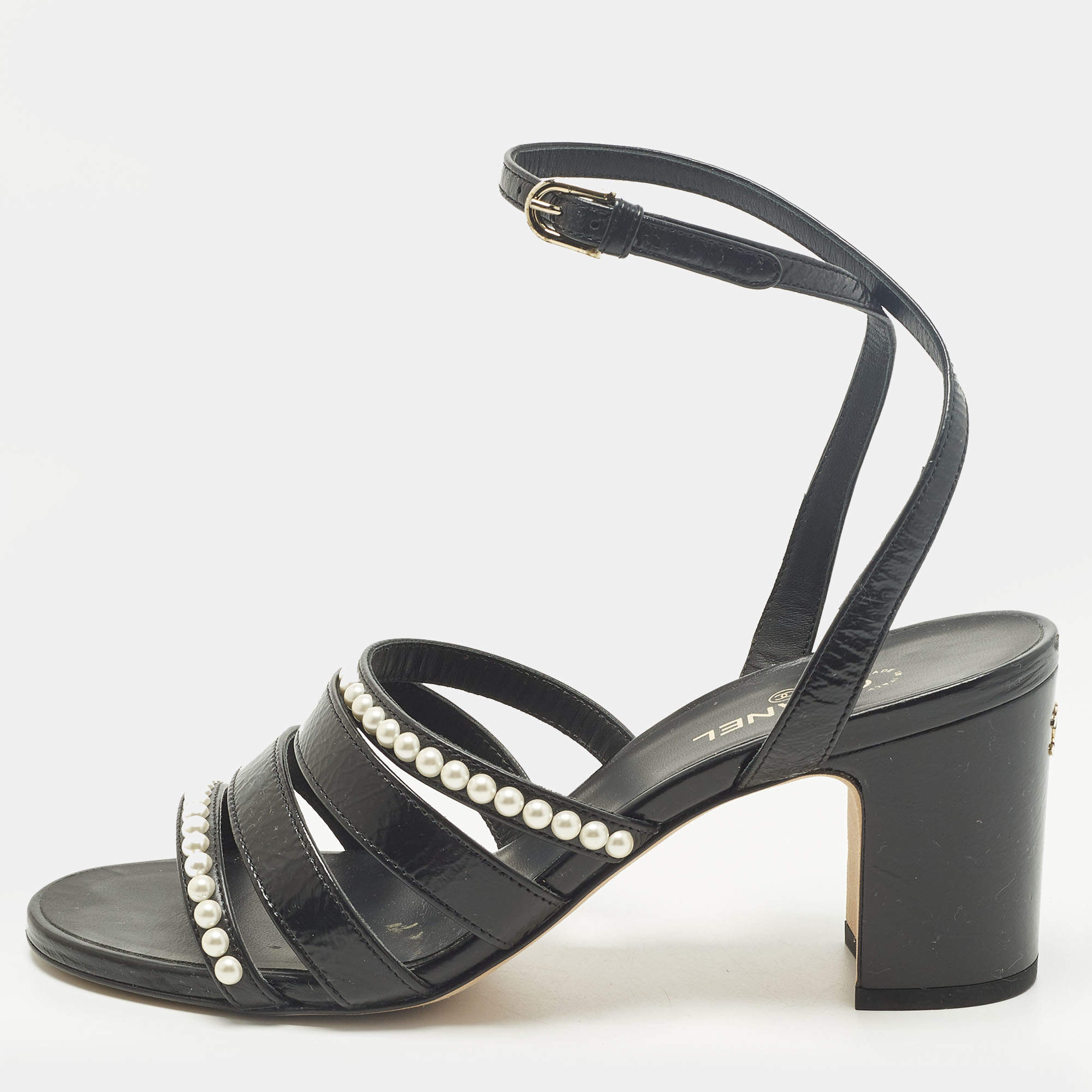 مملوكة مسبقًا Chanel Size 37.5 Black Leather Pearl Embellished Ankle Strap Sandals